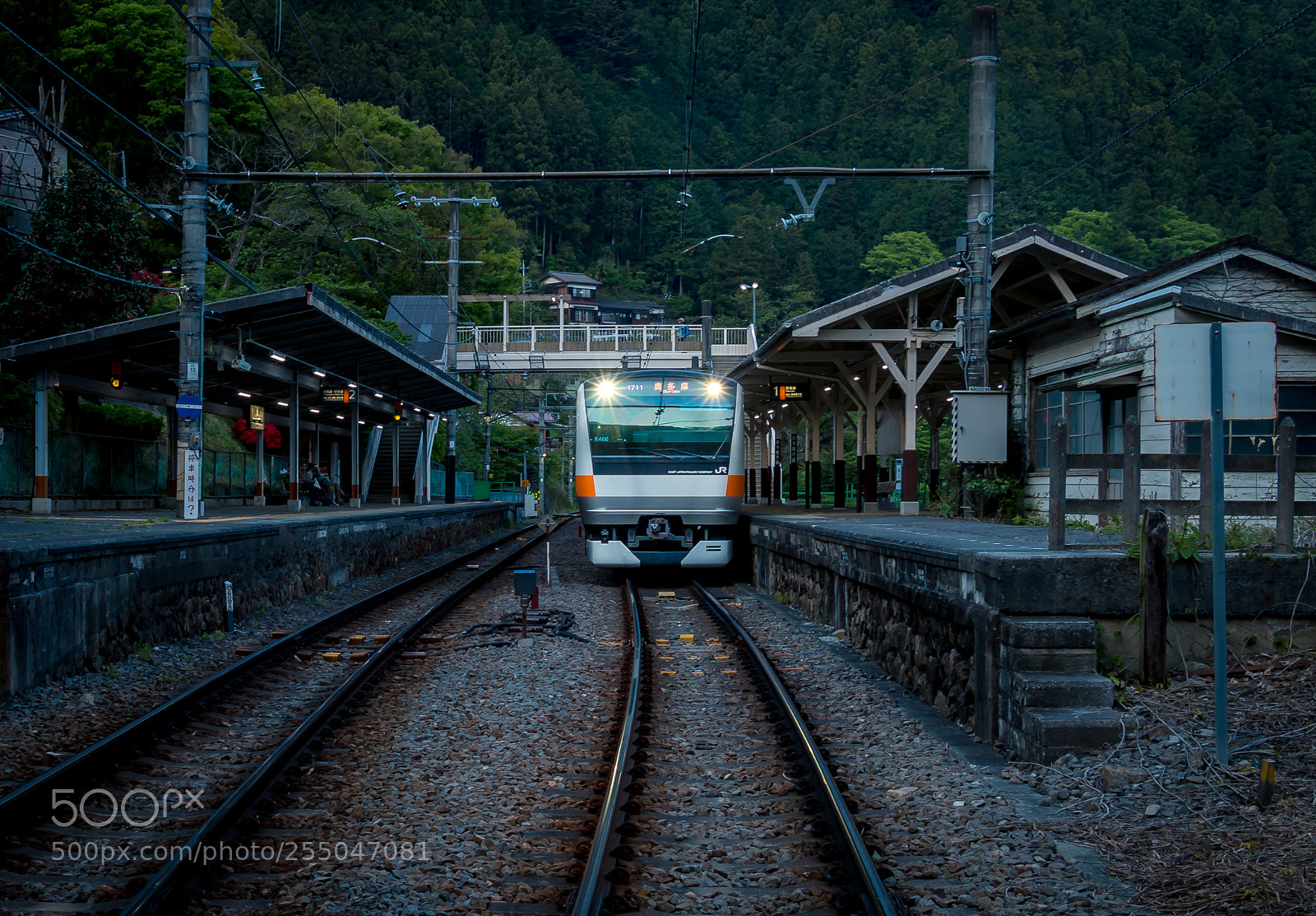 Canon EOS 70D sample photo. Departure photography