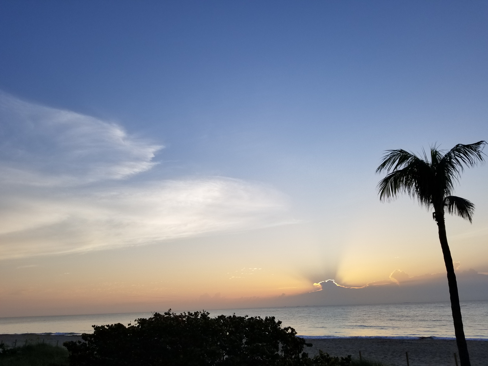 Samsung Galaxy S8 Active sample photo. Sunrise photography