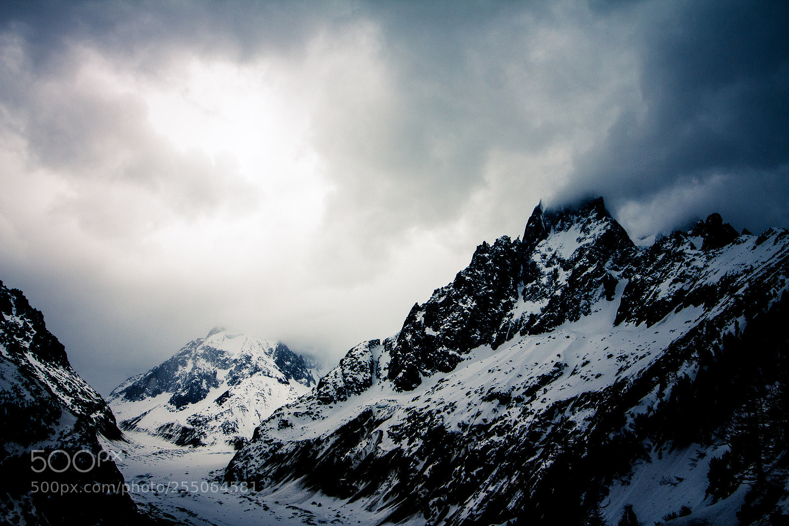 Canon EOS 650D (EOS Rebel T4i / EOS Kiss X6i) sample photo. French alps photography