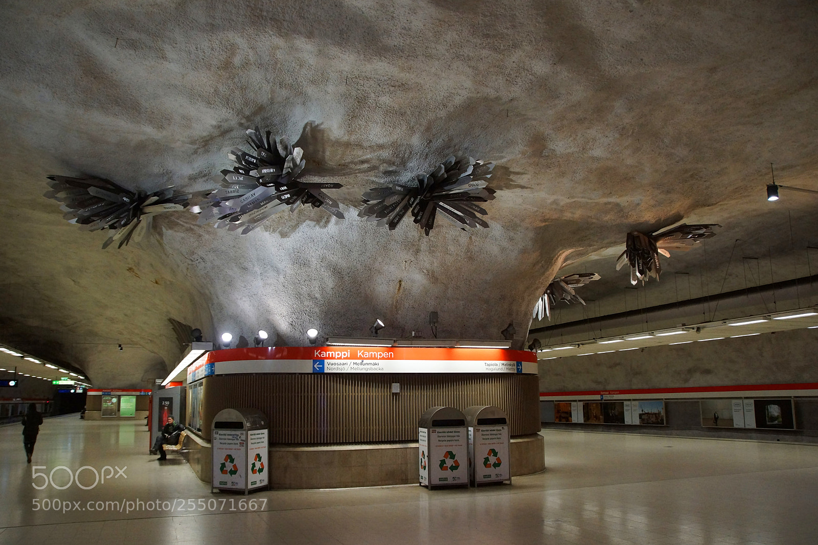 Sony SLT-A77 sample photo. Interior of the station photography