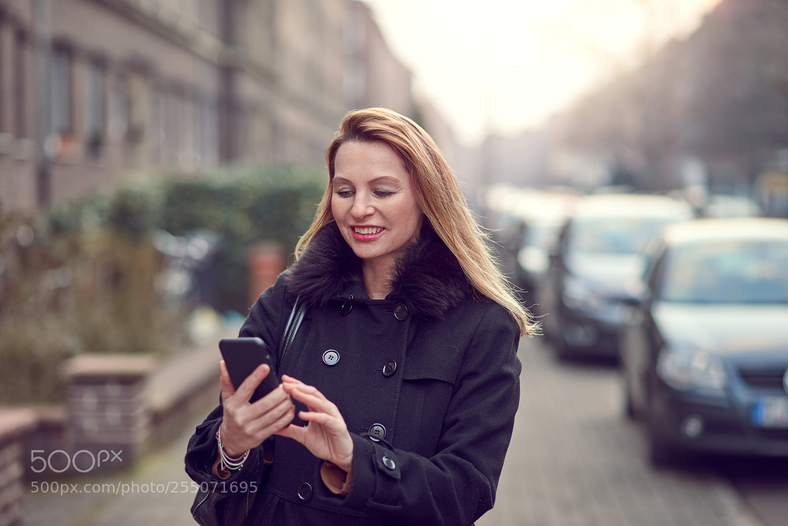 Nikon D800 sample photo. Attractive woman using her photography