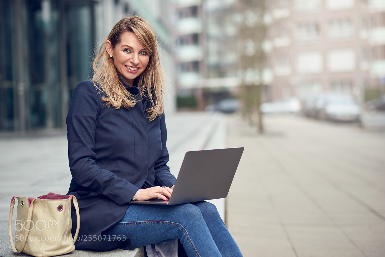 Nikon D800 sample photo. Attractive blond woman using photography