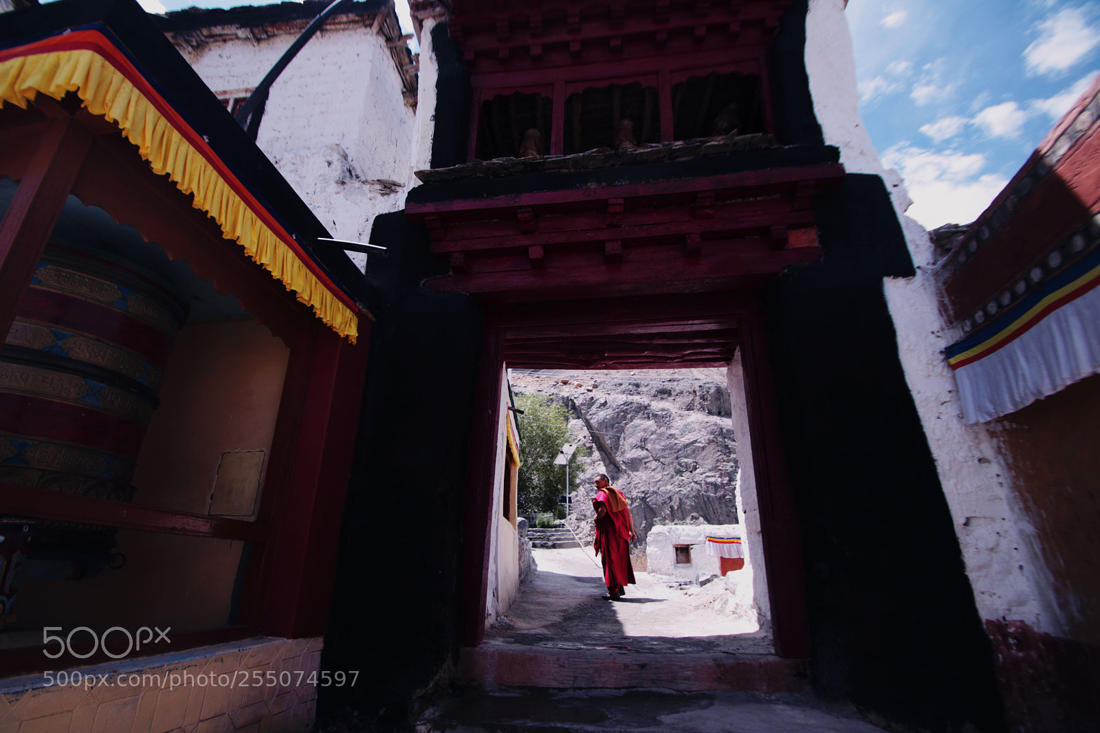 Canon EOS 750D (EOS Rebel T6i / EOS Kiss X8i) sample photo. Diskit monastery photography