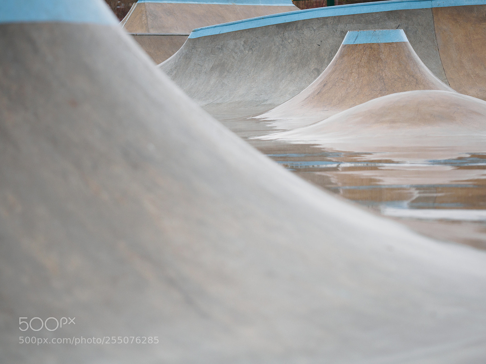 Olympus OM-D E-M10 sample photo. Lewes skate park photography