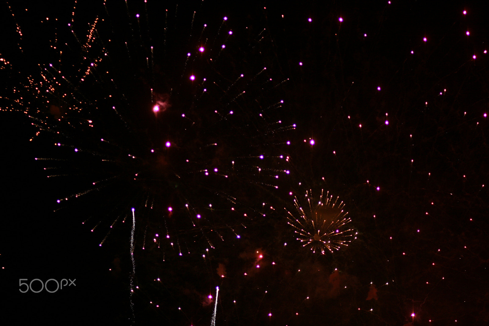 Canon EOS 400D (EOS Digital Rebel XTi / EOS Kiss Digital X) + Canon EF 85mm F1.8 USM sample photo. Fireworks 10 photography