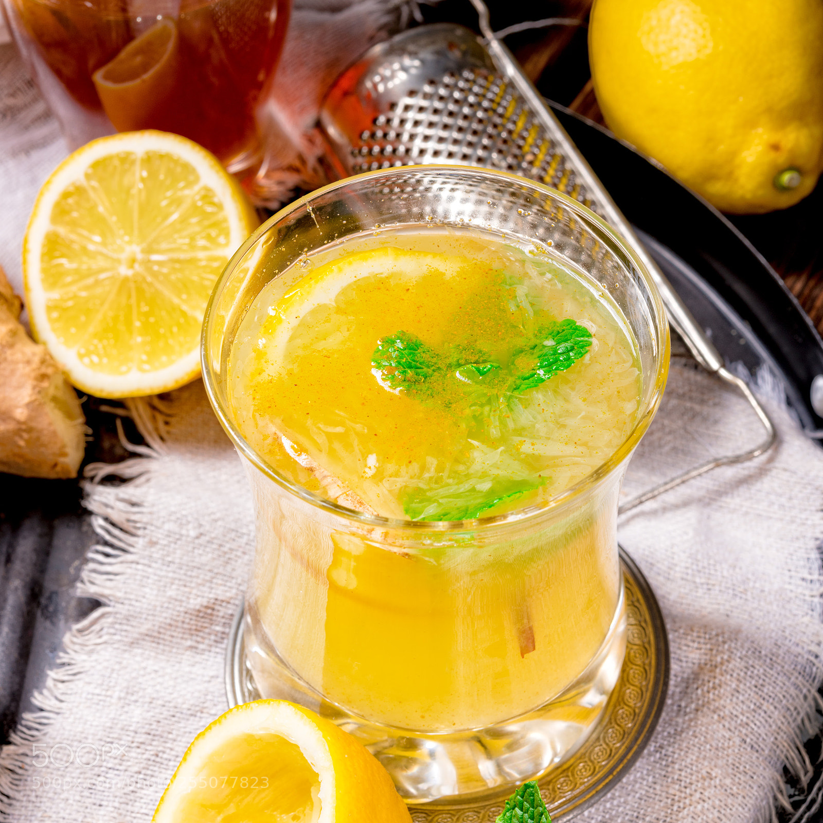 Nikon D810 sample photo. Ginger lemonade with honey photography