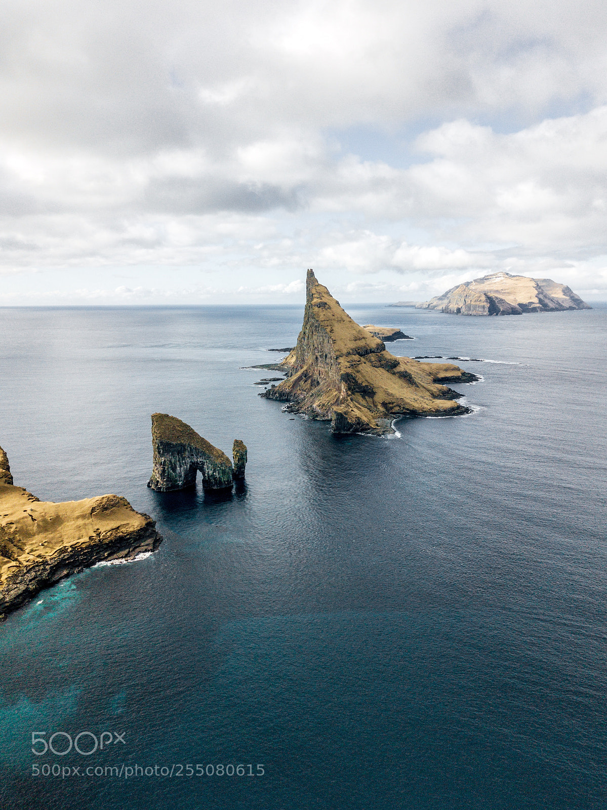 DJI FC220 sample photo. View on the faroe photography