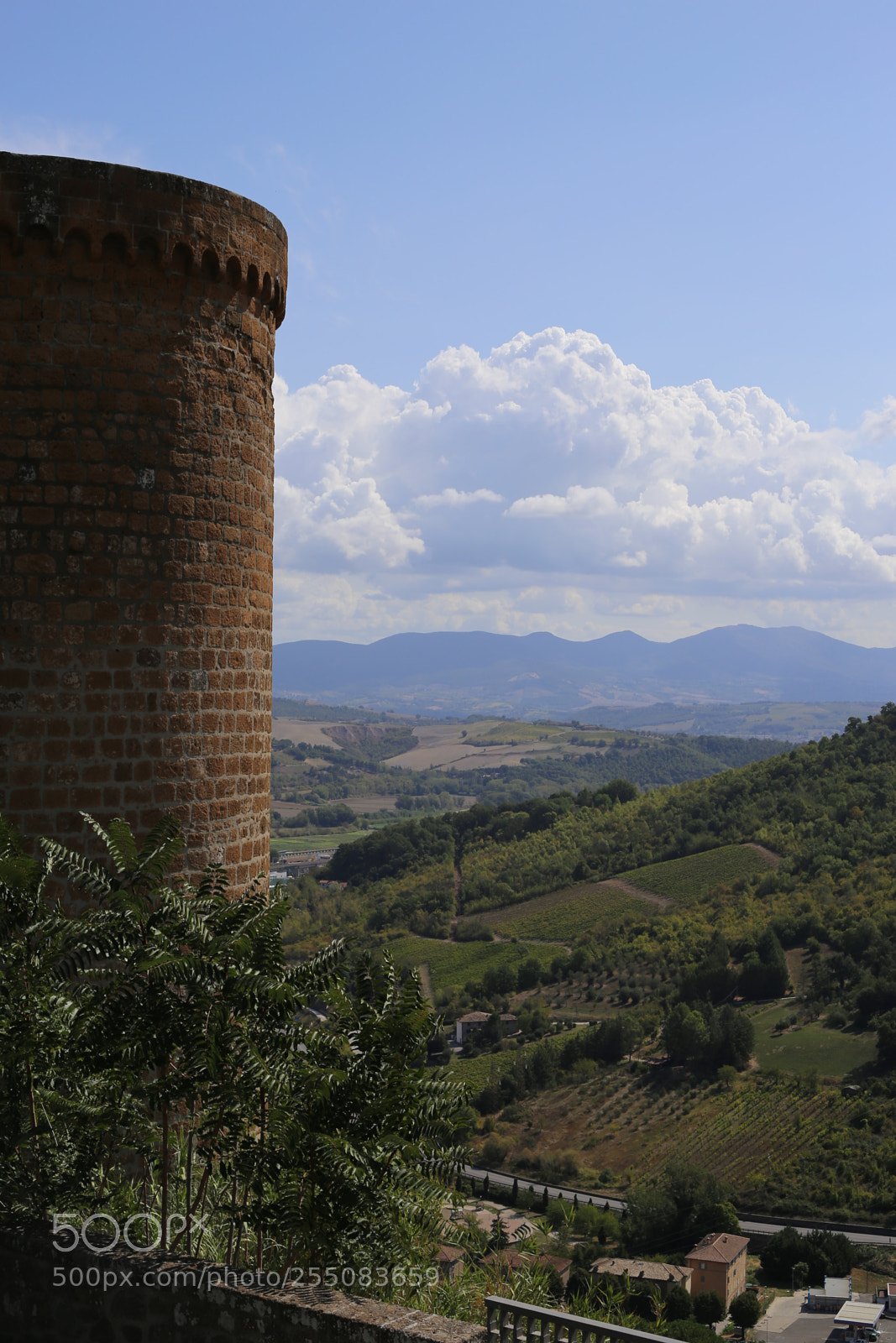 Canon EOS 6D + Canon EF 50mm F1.8 II sample photo. Trip to umbria tuscany photography
