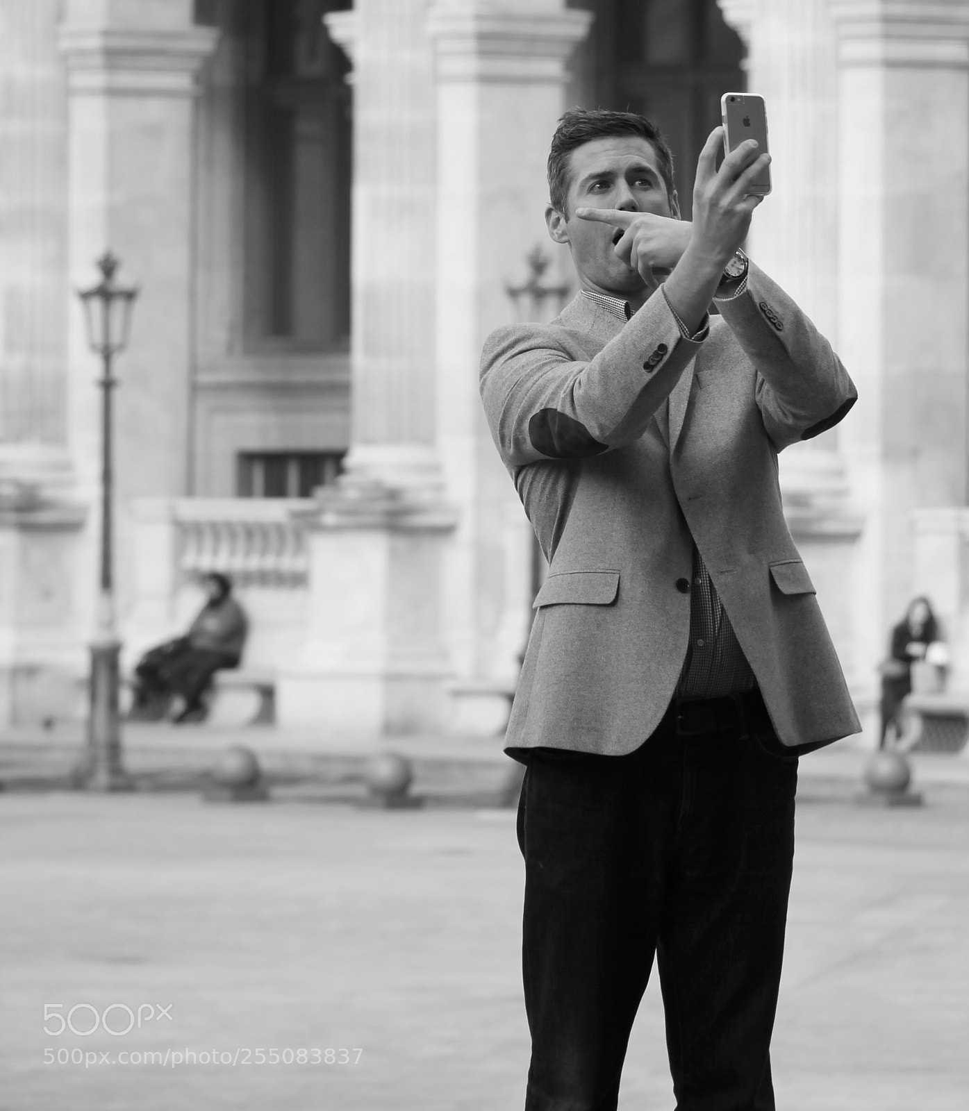 Canon EOS 550D (EOS Rebel T2i / EOS Kiss X4) sample photo. Selfie au louvre (1) photography