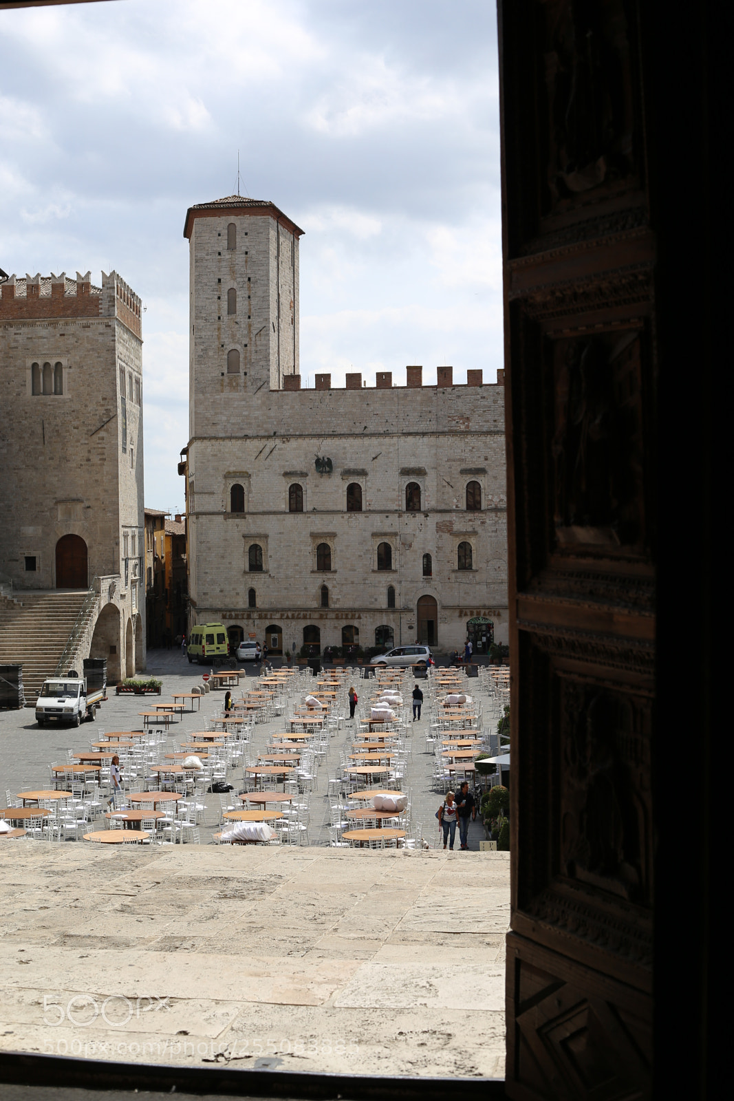 Canon EOS 6D + Canon EF 50mm F1.8 II sample photo. Trip to umbria tuscany photography