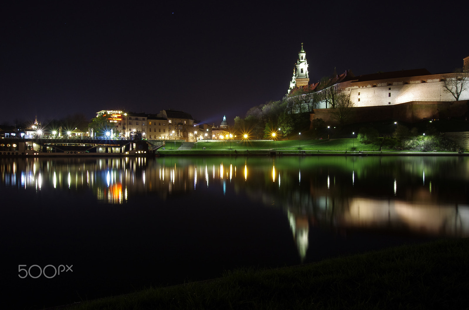Sigma 10-20mm F3.5 EX DC HSM sample photo. Wawel castel photography