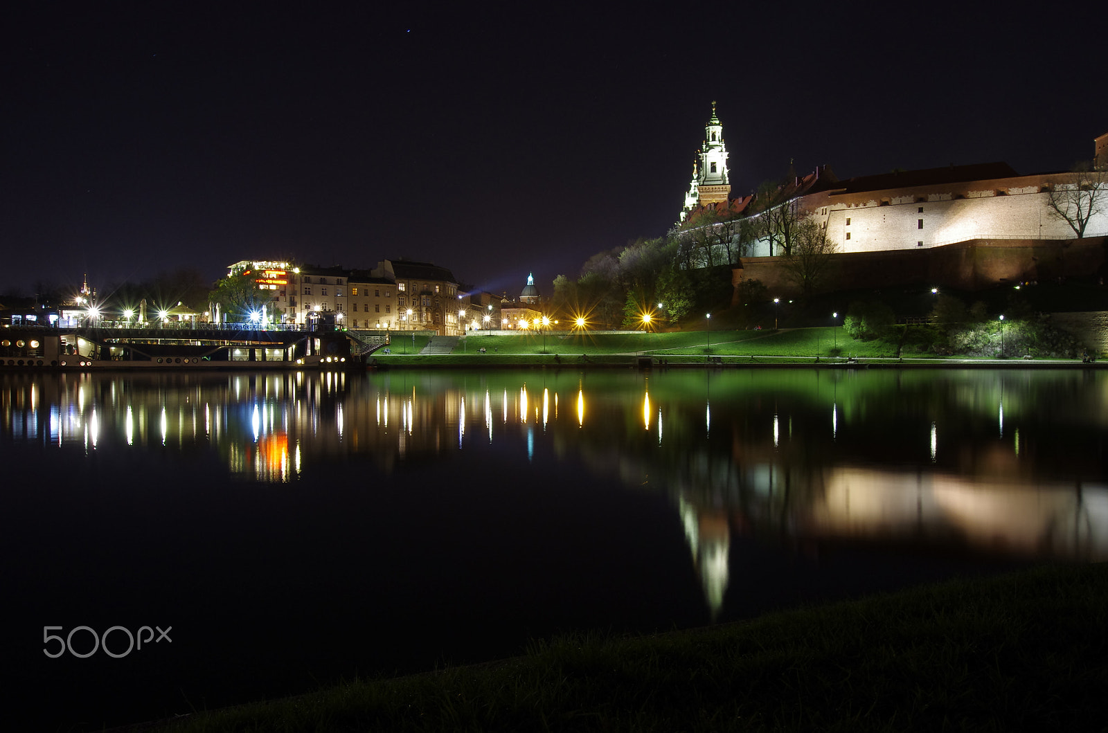 Pentax K-5 II + Sigma 10-20mm F3.5 EX DC HSM sample photo. Wawel castel photography