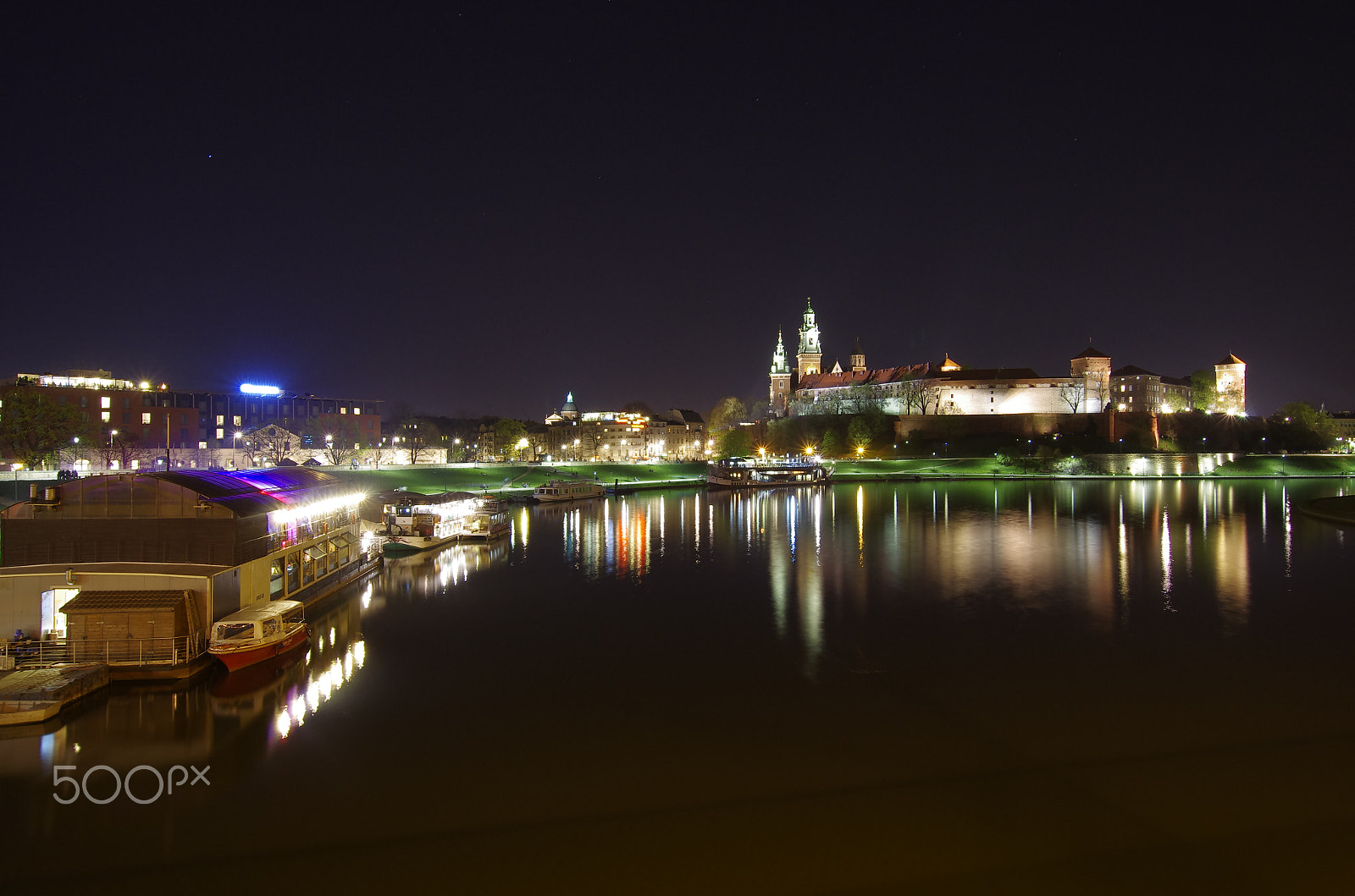 Pentax K-5 II + Sigma 10-20mm F3.5 EX DC HSM sample photo. Wawel from the bridge photography