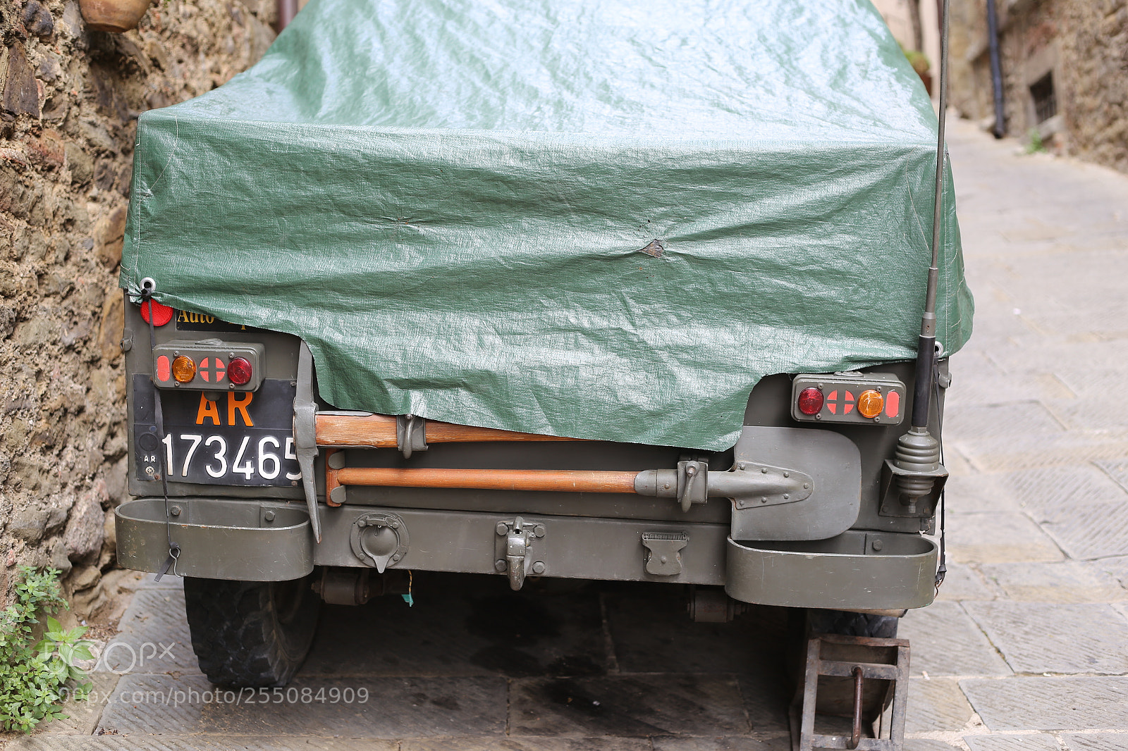 Canon EOS 6D + Canon EF 50mm F1.8 II sample photo. Trip to umbria tuscany photography