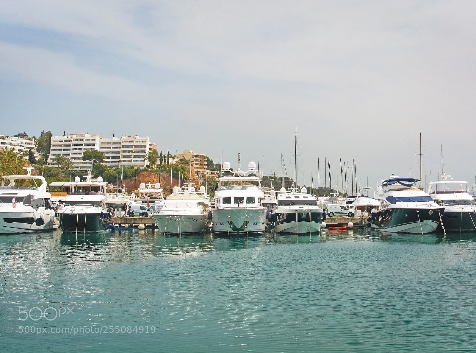 Nikon D7100 sample photo. Luxury yachts in puerto photography