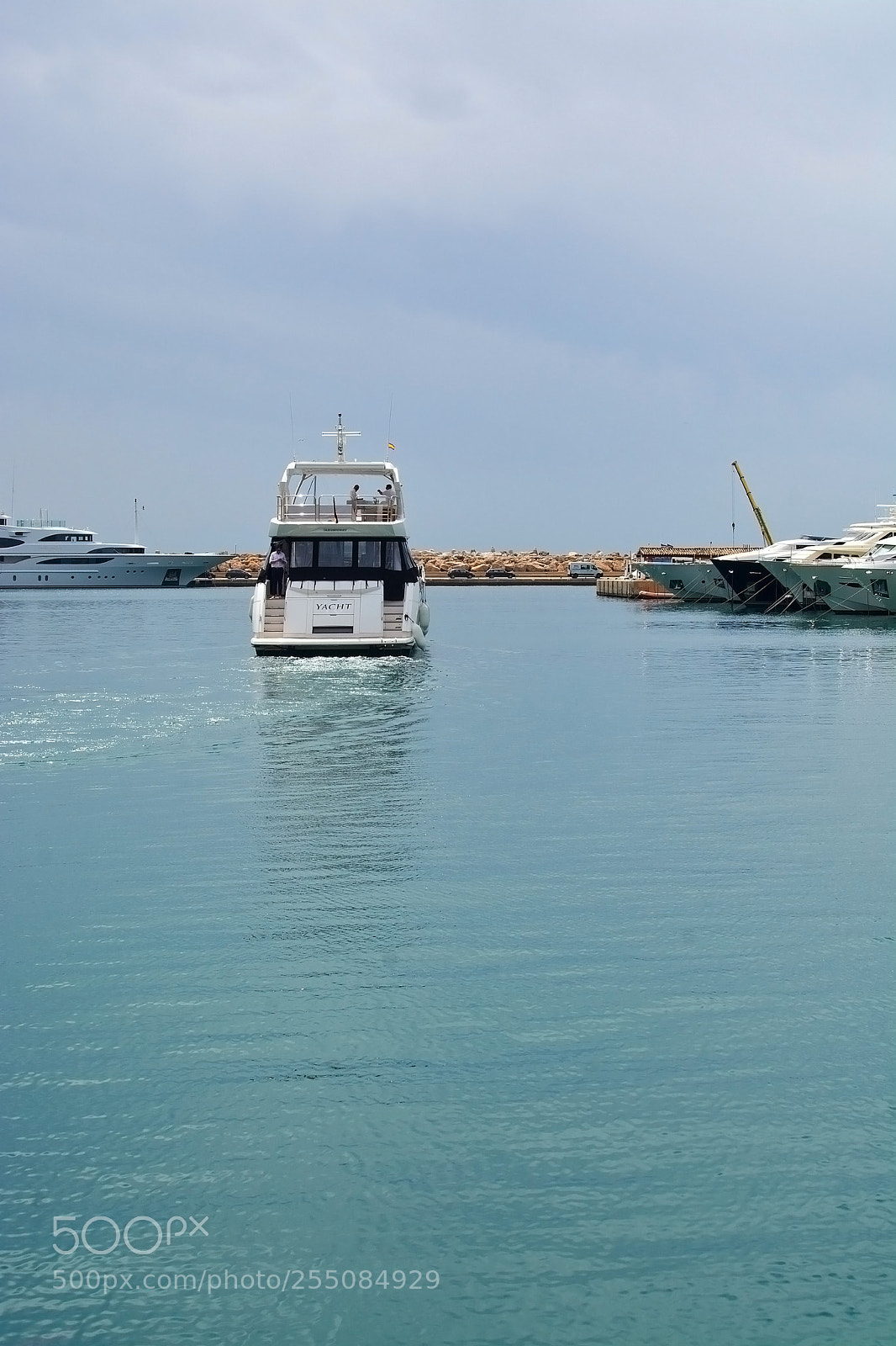 Nikon D7100 sample photo. Luxury yacht sails off photography