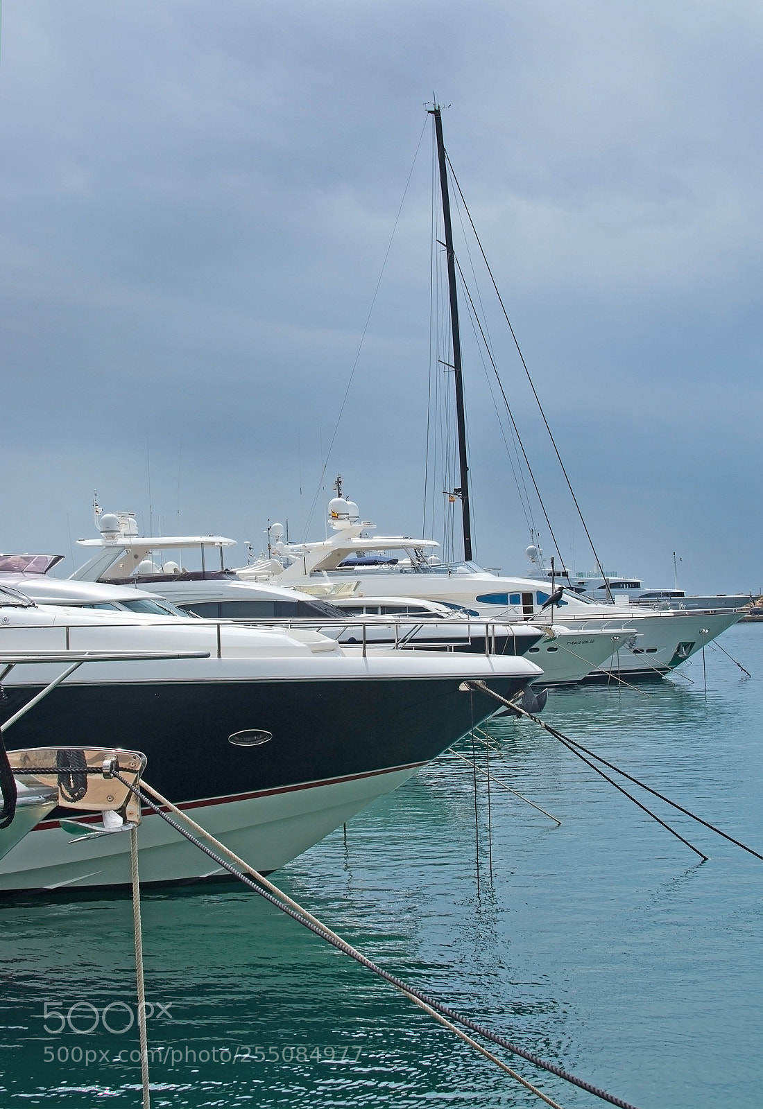 Nikon D7100 sample photo. Luxury yachts in puerto photography