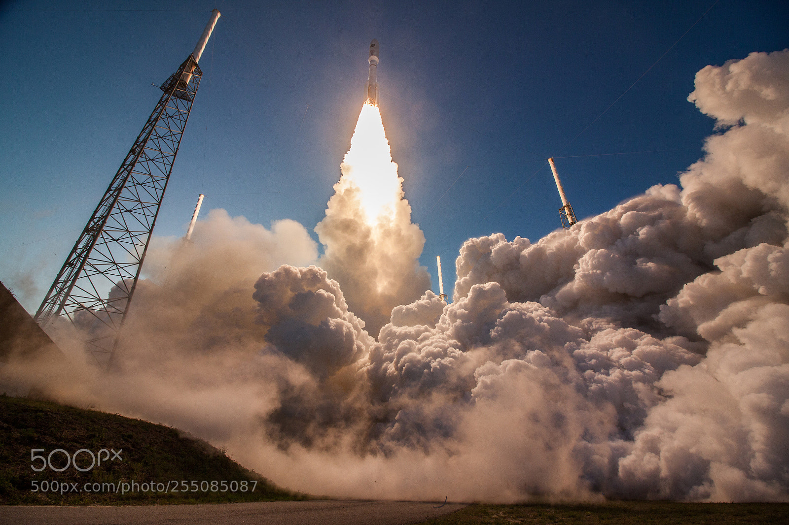Canon EOS 50D sample photo. Atlas v launch photography