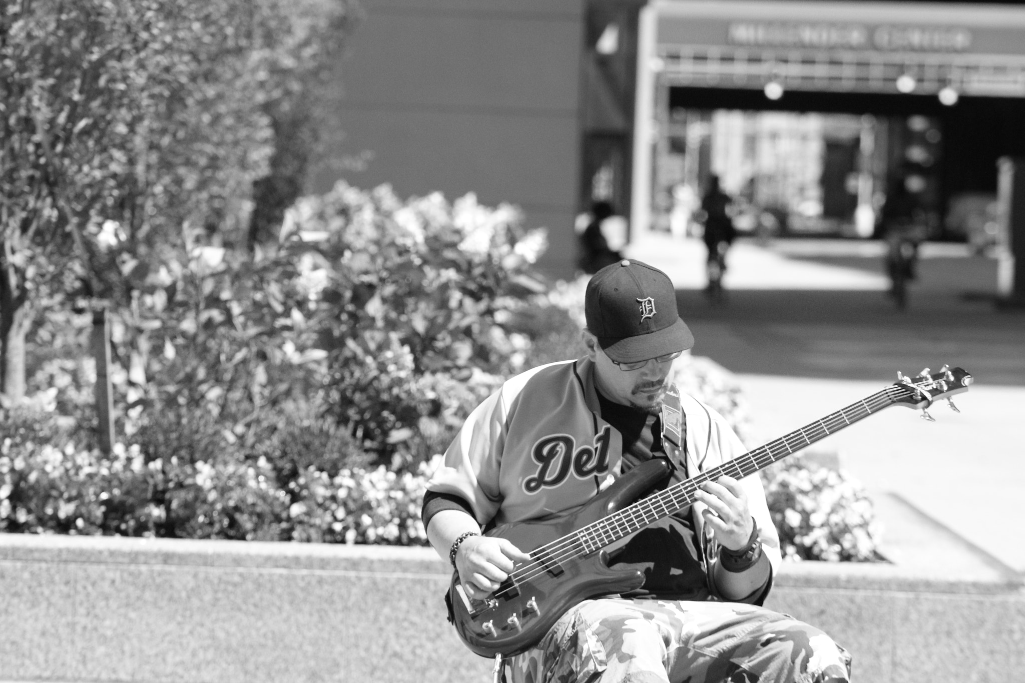 Canon EF 75-300mm f/4-5.6 sample photo. Jazz in the sun photography