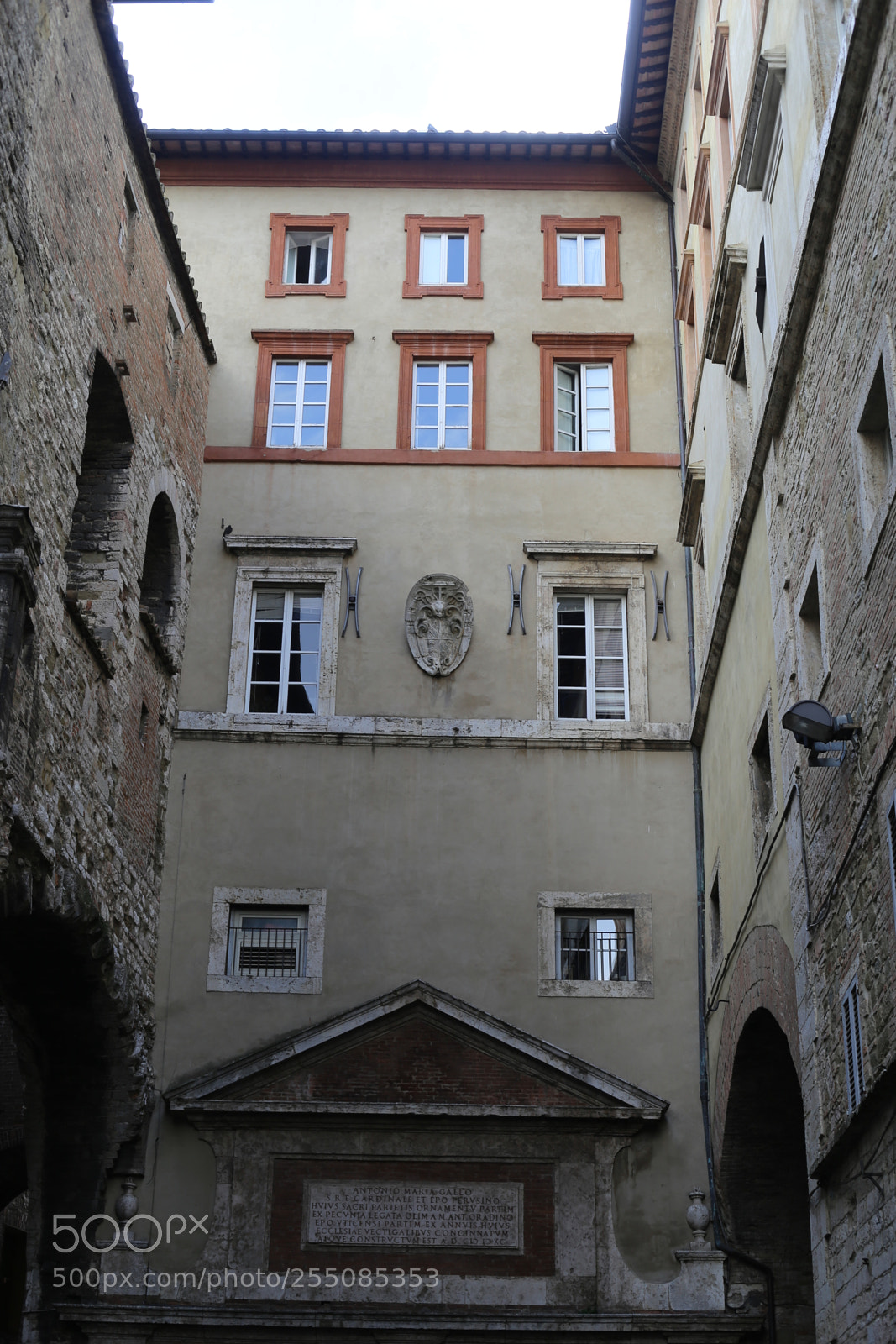 Canon EOS 6D + Canon EF 50mm F1.8 II sample photo. Trip to umbria tuscany photography