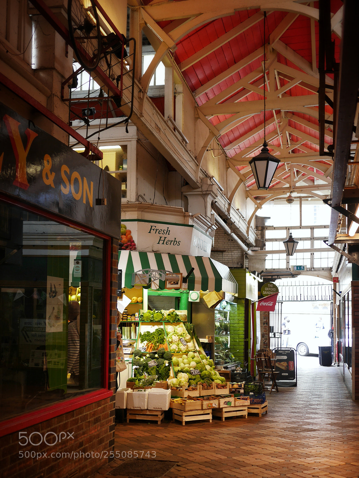 Panasonic Lumix DMC-GX7 sample photo. Covered market photography