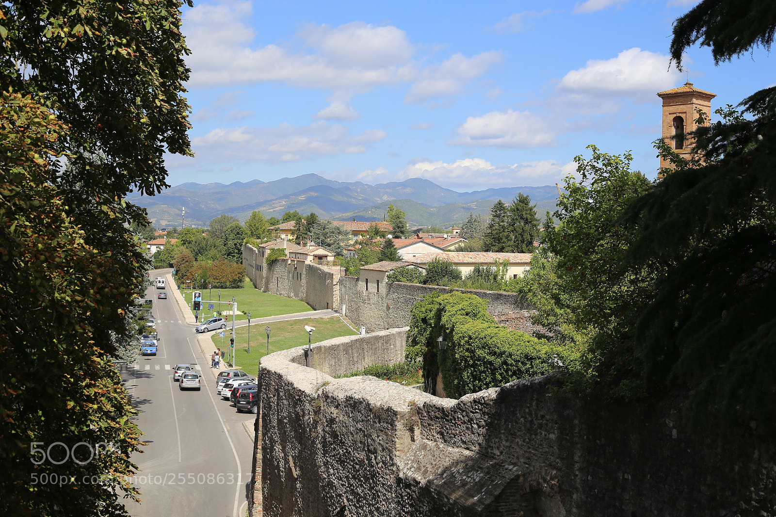 Canon EOS 6D + Canon EF 50mm F1.8 II sample photo. Trip to umbria tuscany photography