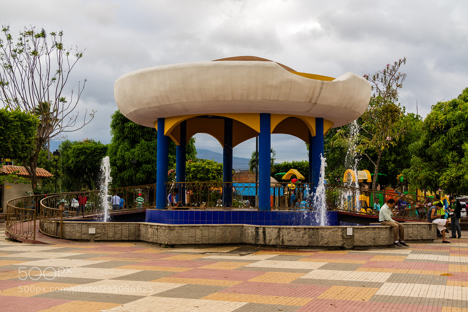 Canon EOS M3 sample photo. Park photography