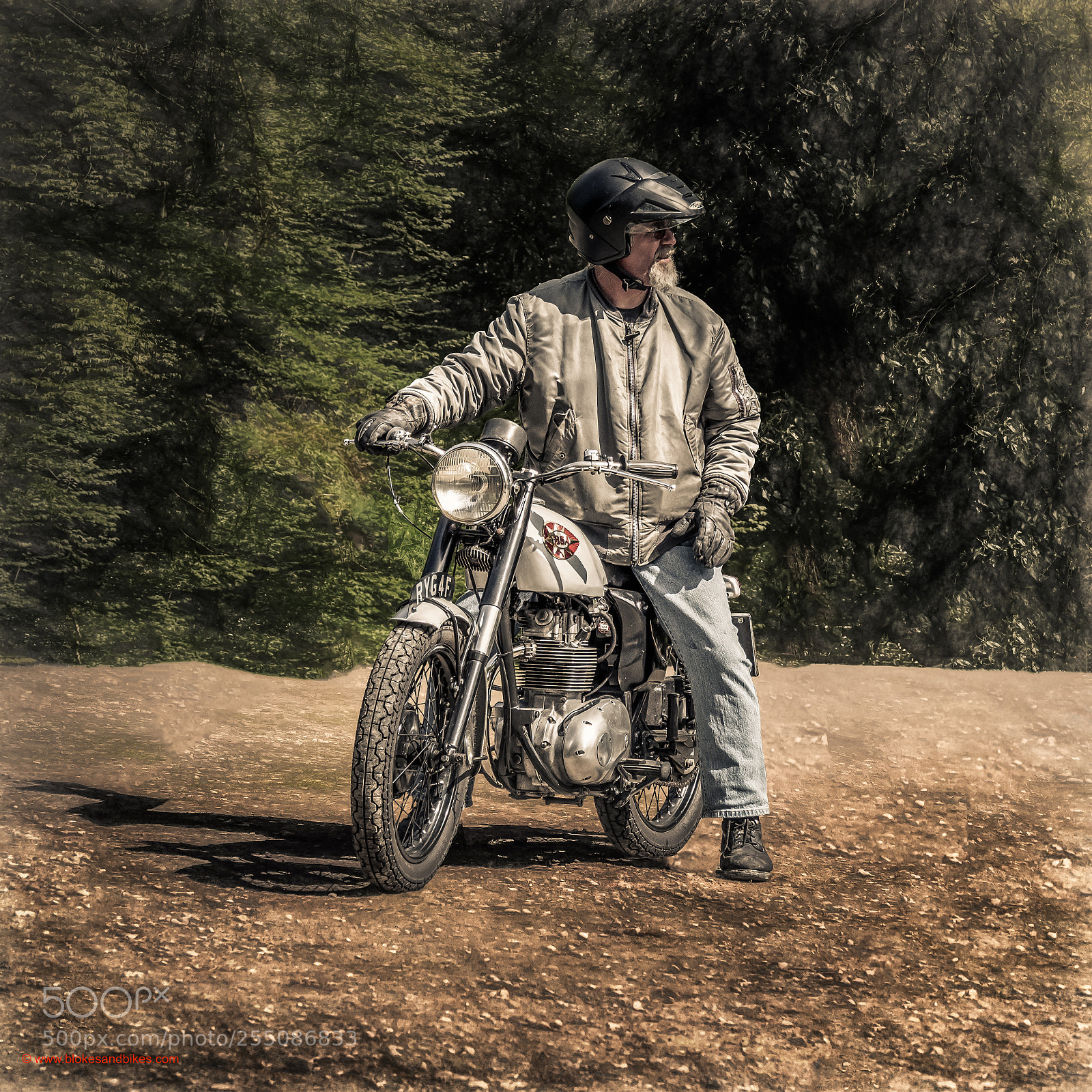 Olympus OM-D E-M1 Mark II sample photo. 1967 bsa 250cc photography