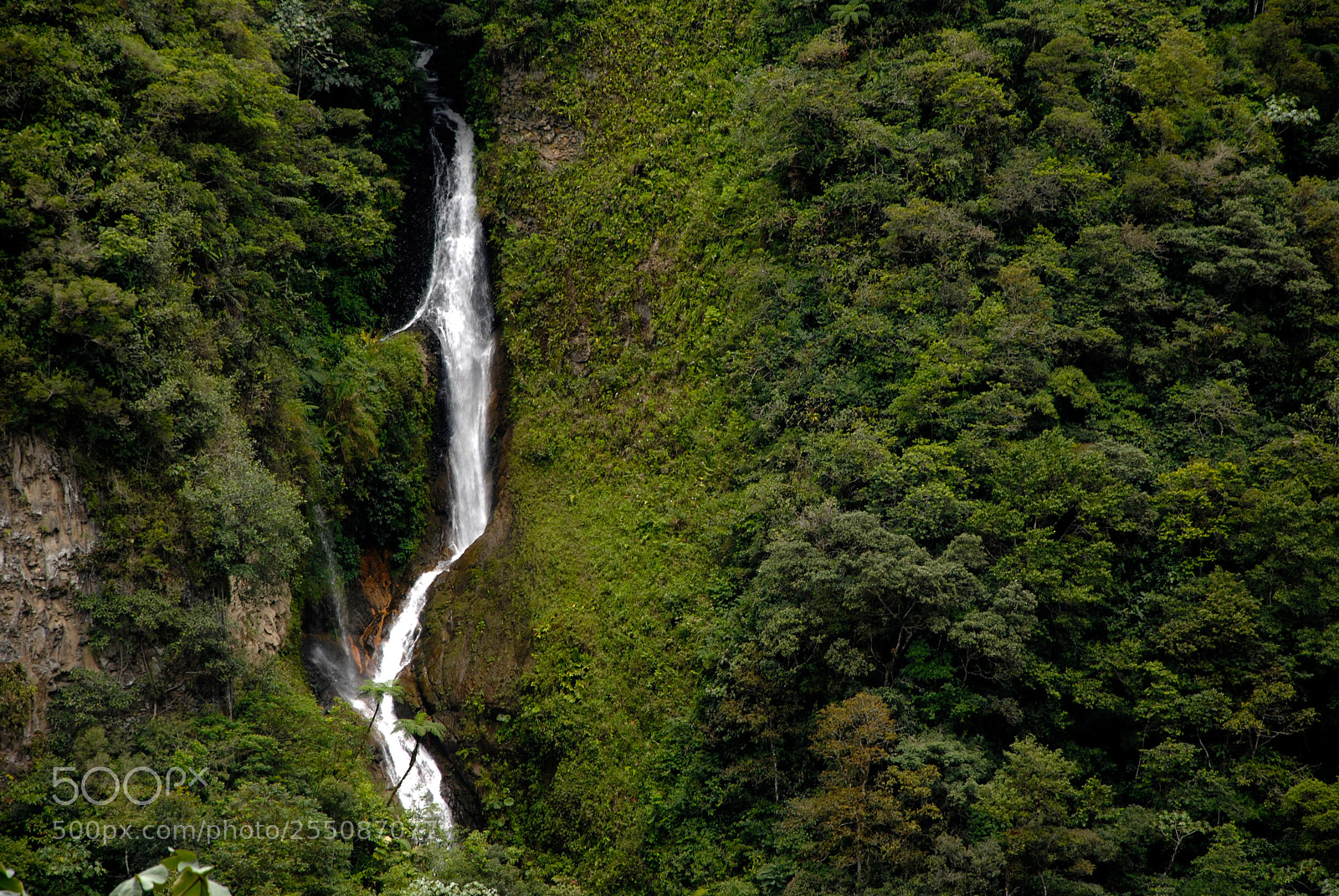 Nikon D3000 sample photo. Baños de ambato photography