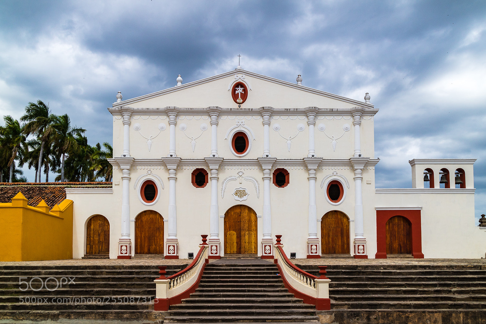 Canon EOS M3 sample photo. Church photography