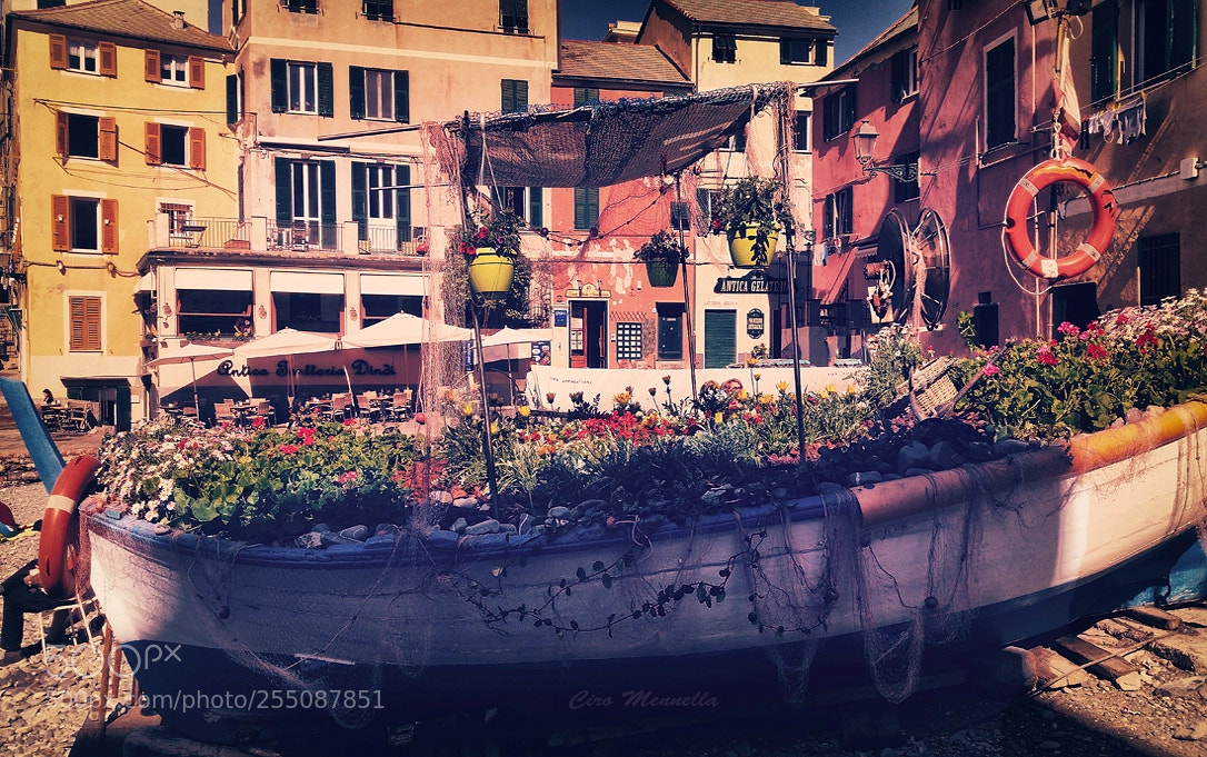 Samsung Galaxy S5 sample photo. Boccadasse photography