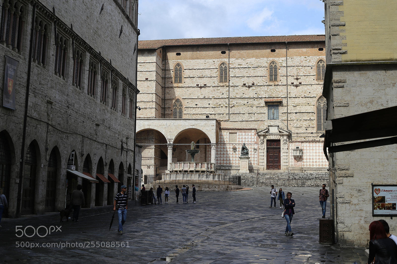 Canon EOS 6D + Canon EF 50mm F1.8 II sample photo. Trip to umbria tuscany photography