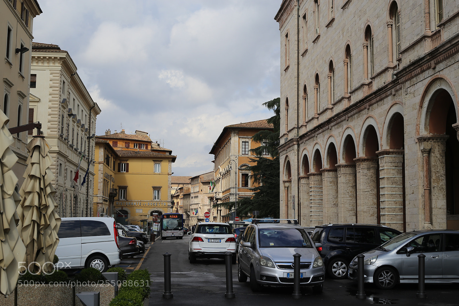 Canon EOS 6D + Canon EF 50mm F1.8 II sample photo. Trip to umbria tuscany photography