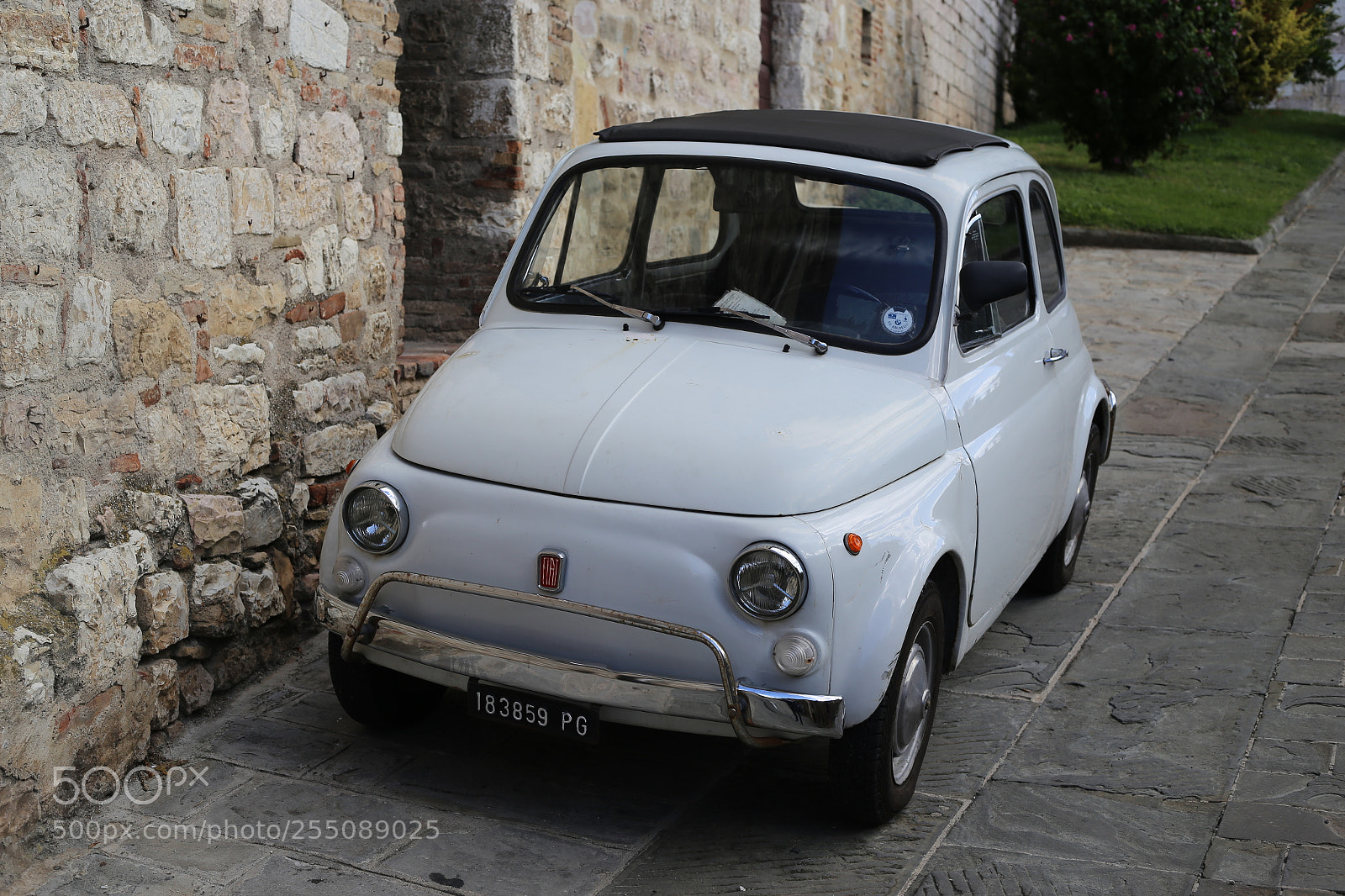 Canon EOS 6D + Canon EF 50mm F1.8 II sample photo. Trip to umbria tuscany photography