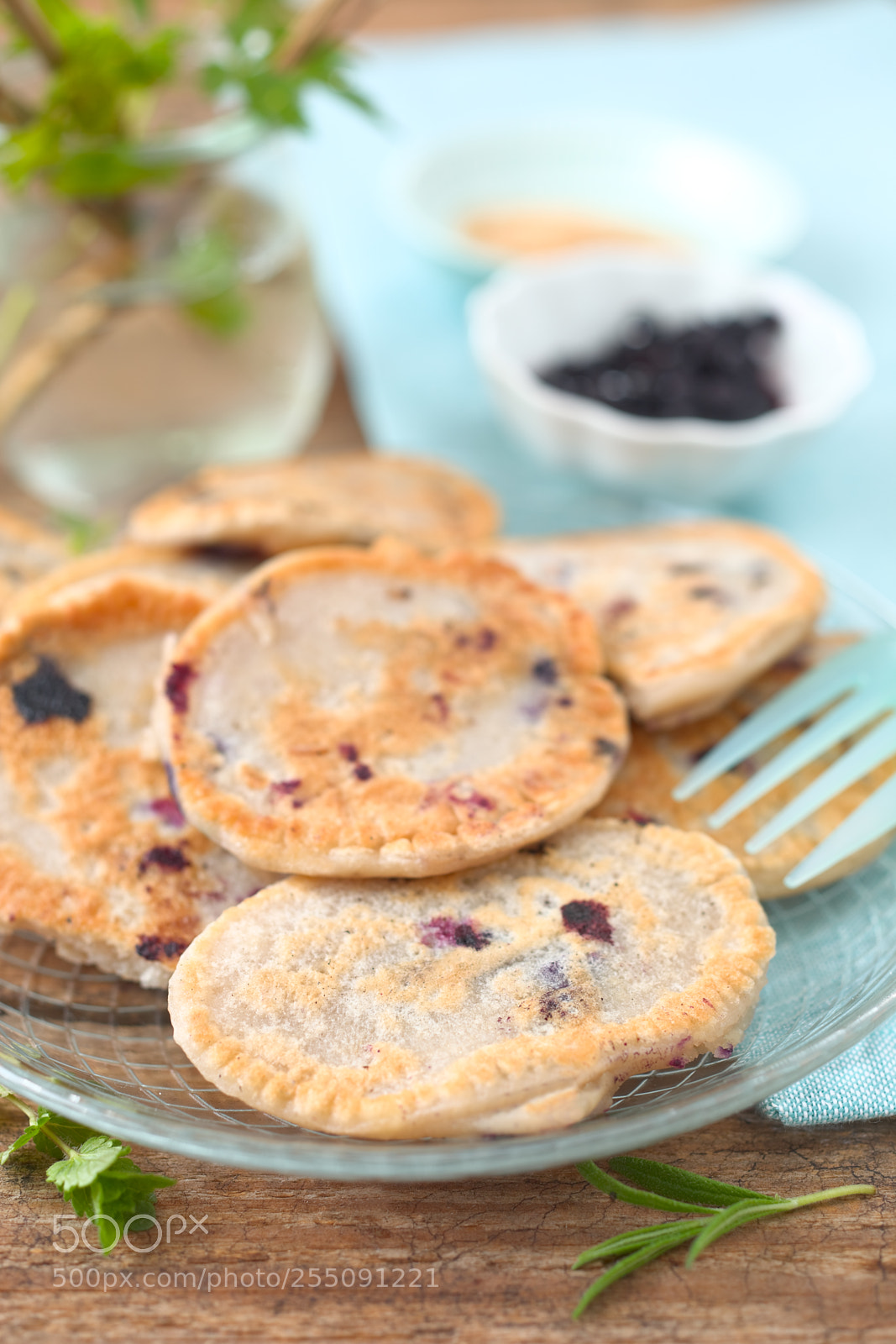 Canon EOS 5D Mark II sample photo. Pancakes with blueberry. photography