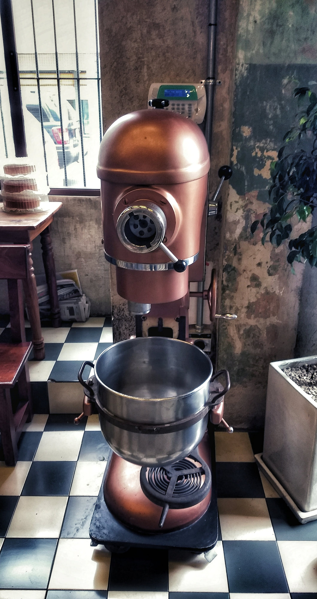 Motorola Moto Z (2) Play sample photo. Strange things, guatemala photography