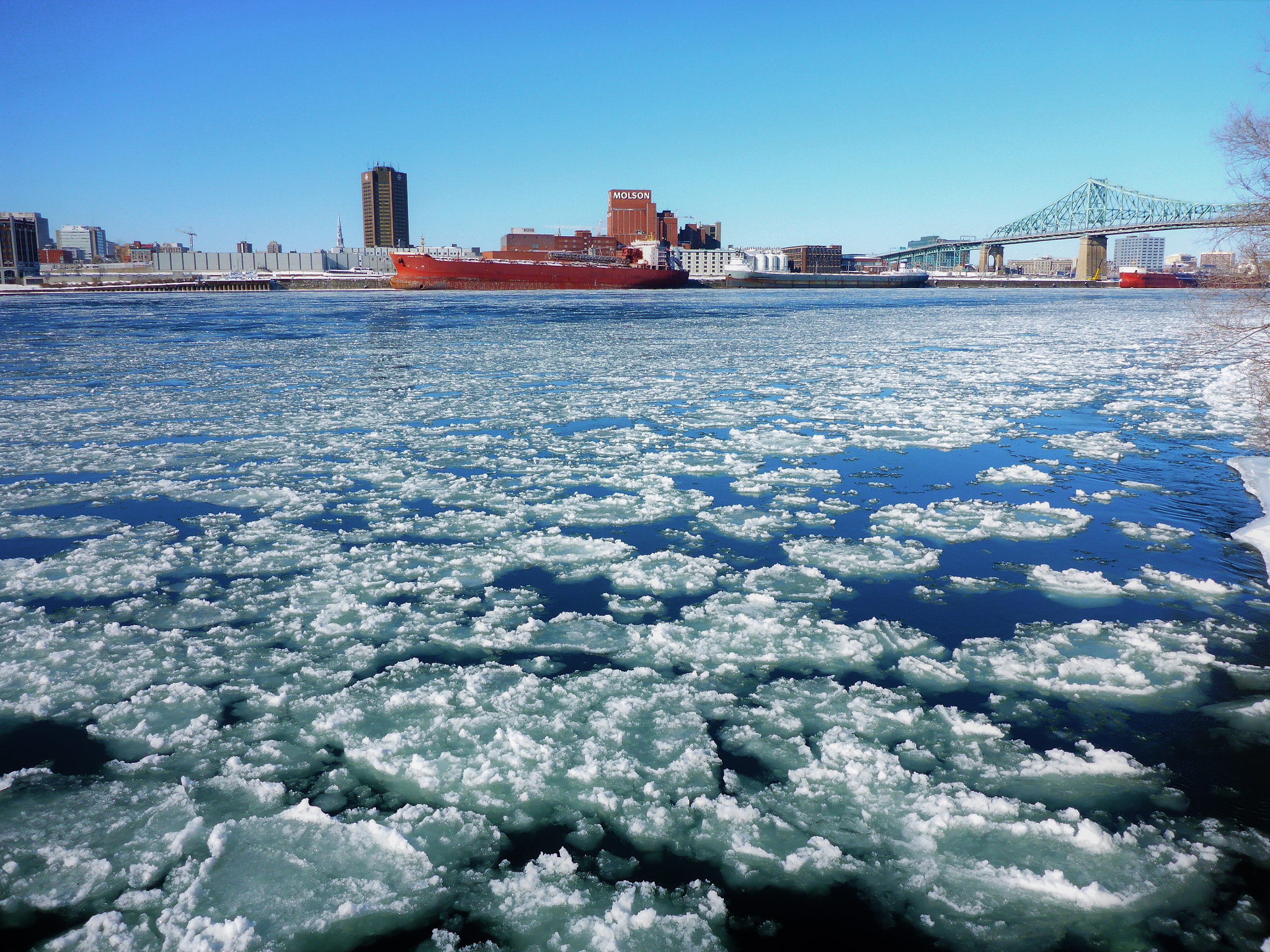 Panasonic Lumix DMC-TS5 (Lumix DMC-FT5) sample photo. Montreal - red ship in the winter photography