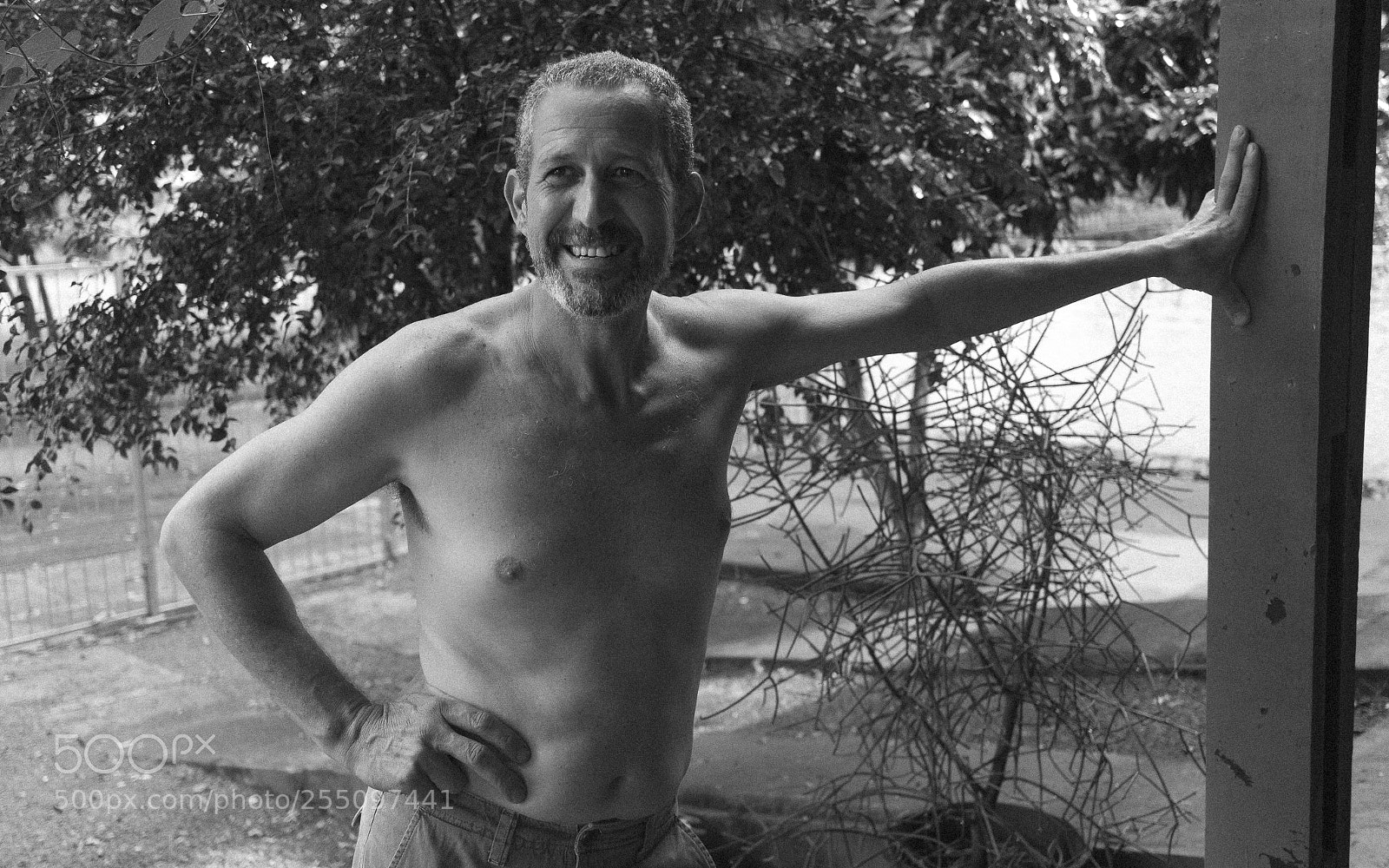 Canon EOS 700D (EOS Rebel T5i / EOS Kiss X7i) sample photo. My uncle relaxing photography