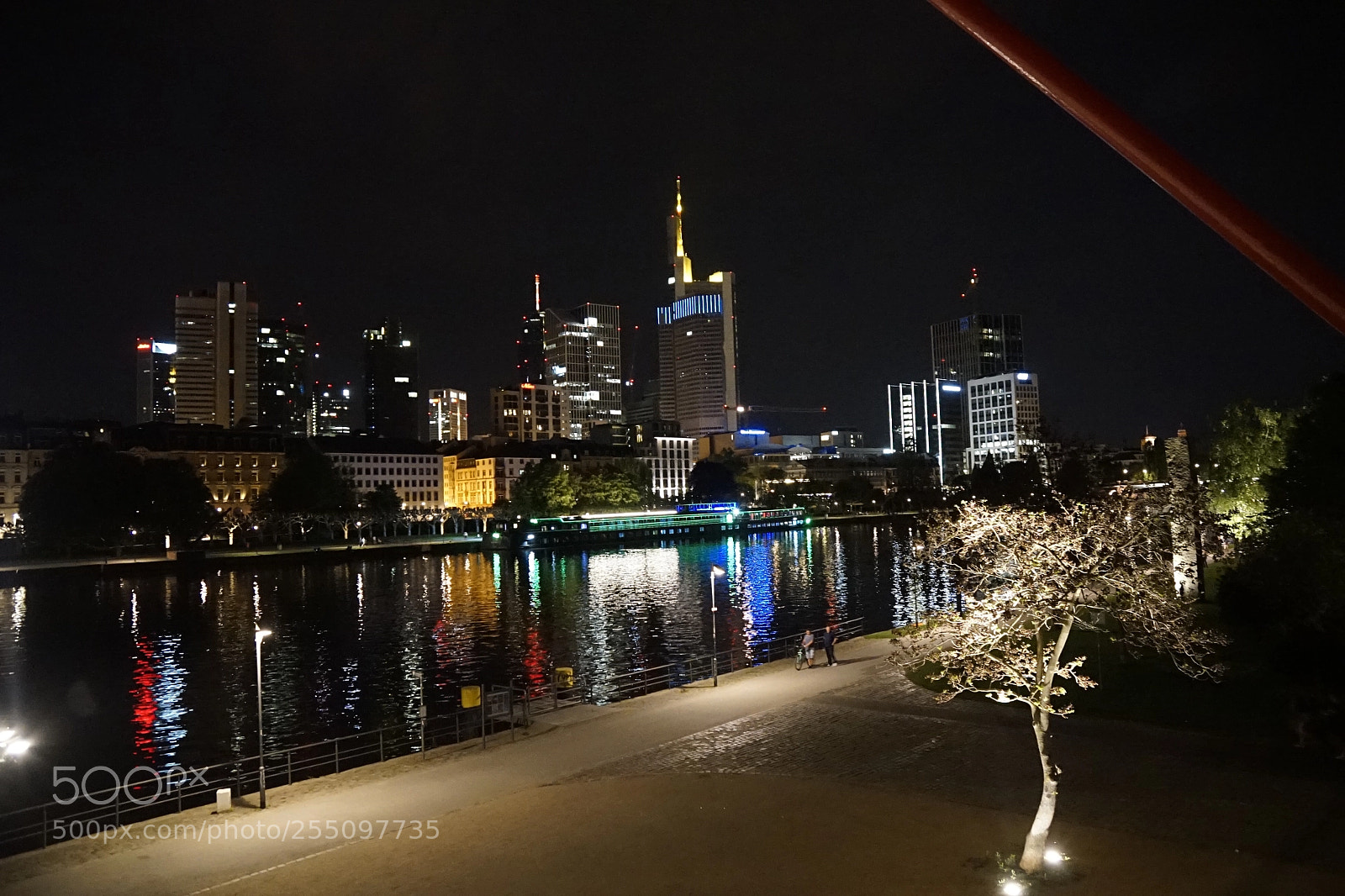 Sony a7 II sample photo. Color in the dark photography