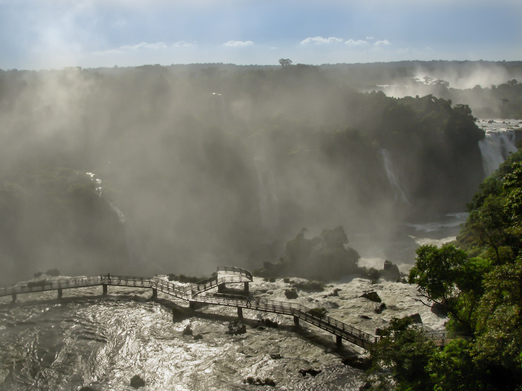Nikon COOLPIX L1 sample photo. Iguazu falls photography