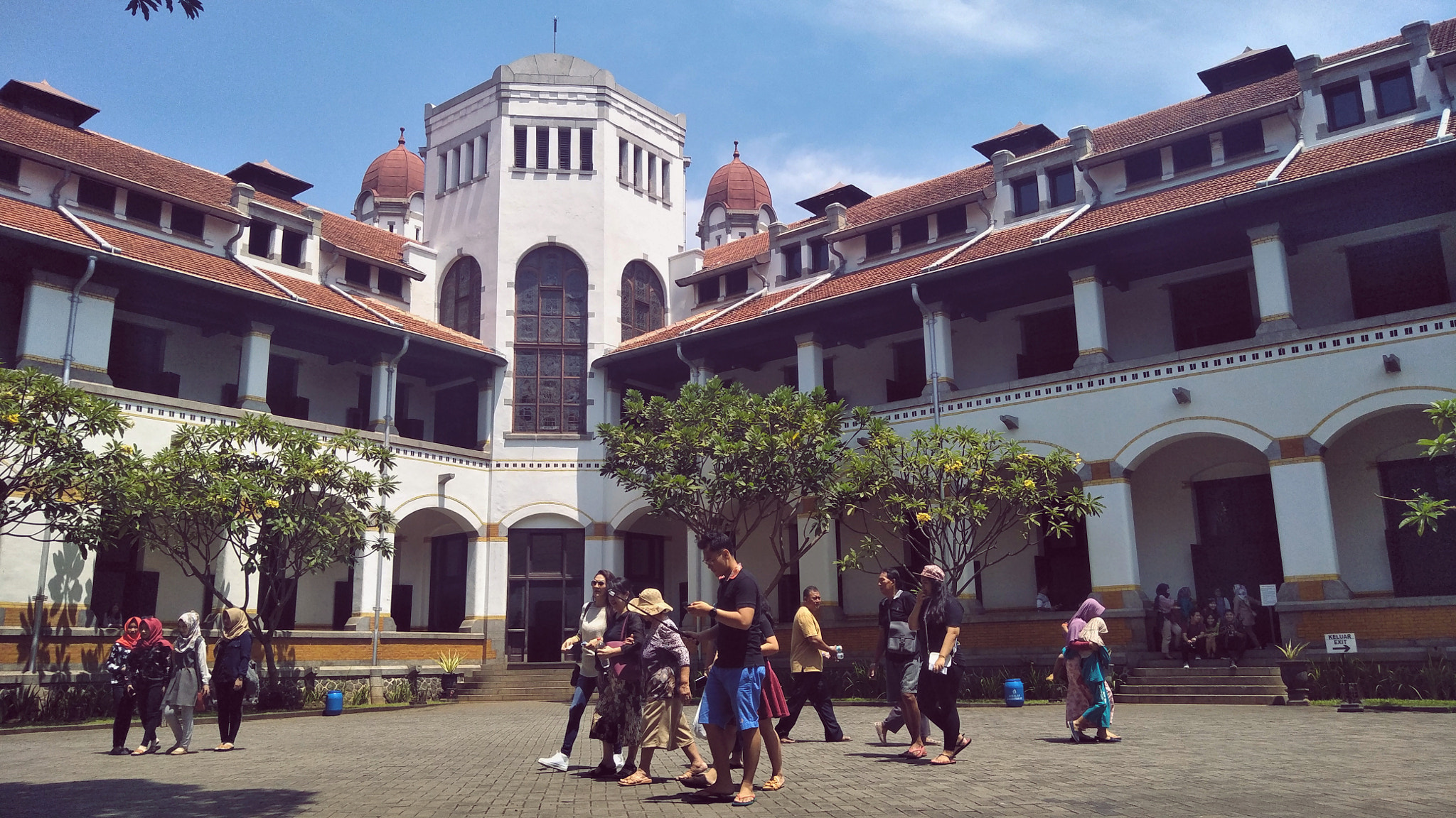 OPPO CPH1701 sample photo. Lawang sewu, semarang photography