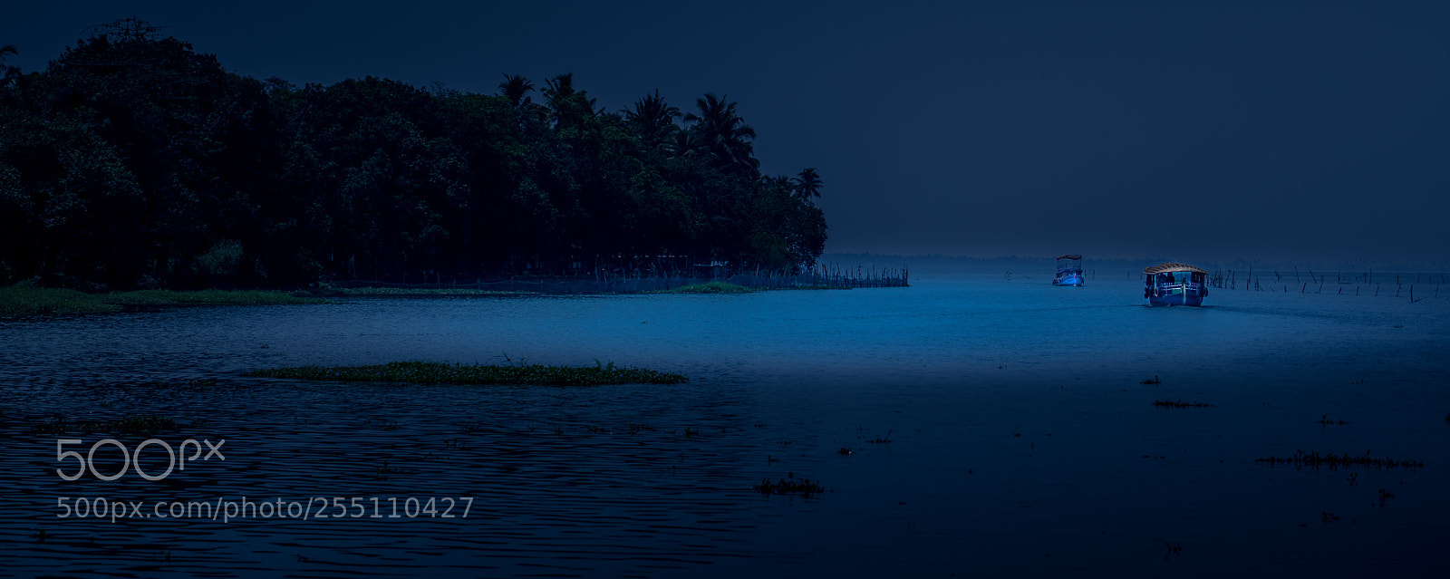 Canon EOS 5D Mark IV sample photo. Night sailing photography