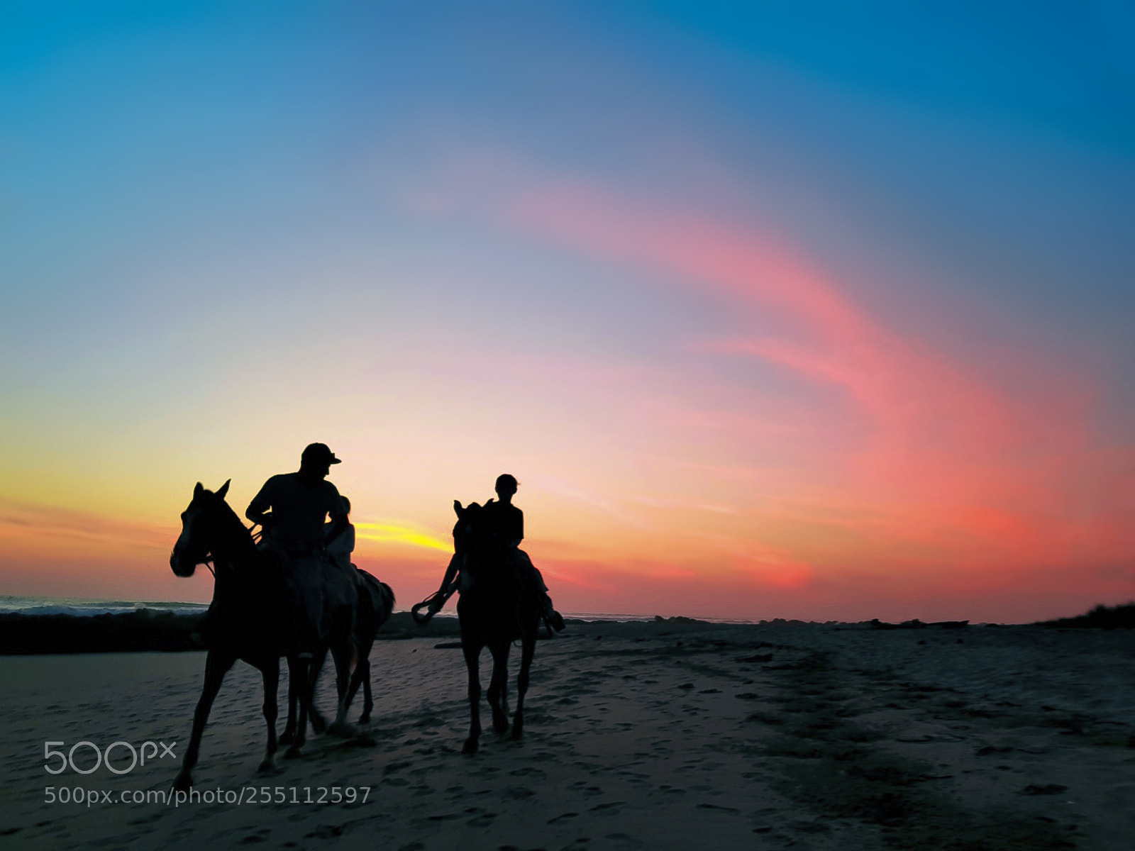 Samsung Galaxy S8 sample photo. Ride on the beach photography