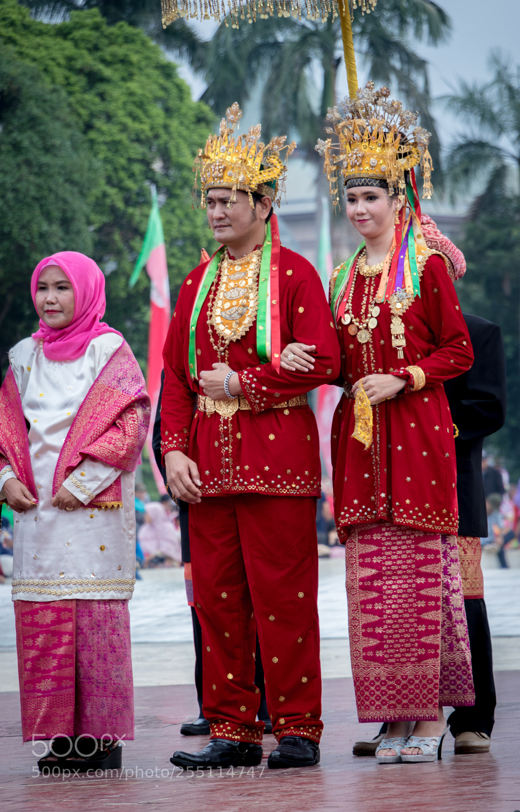 Canon EOS 800D (EOS Rebel T7i / EOS Kiss X9i) sample photo. Traditional wedding clothing bengkulu photography