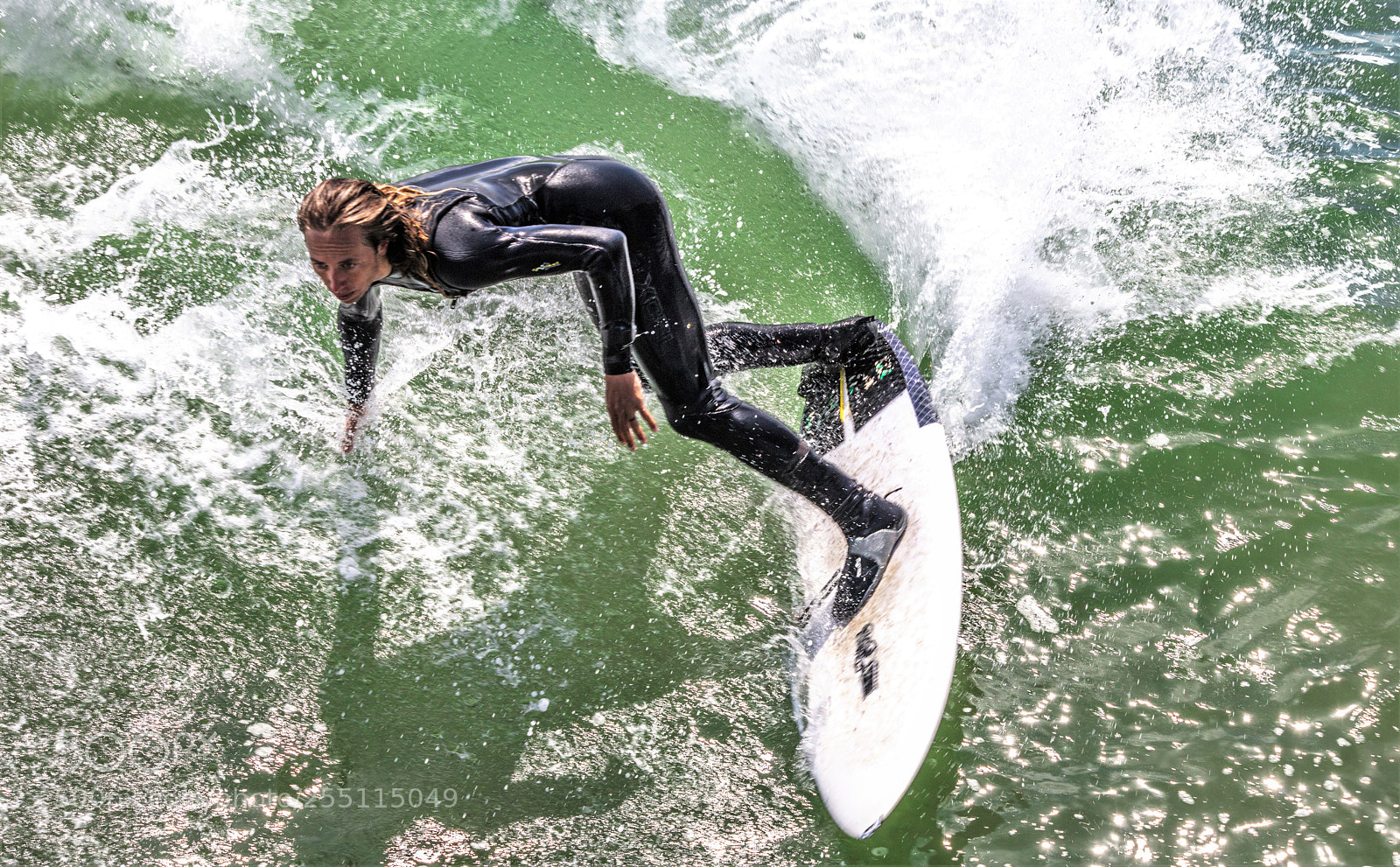 Canon EOS 5DS R sample photo. Surfer shadow photography