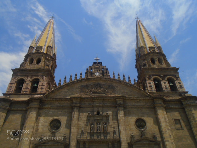 Sony Cyber-shot DSC-W800 sample photo. Catedral photography