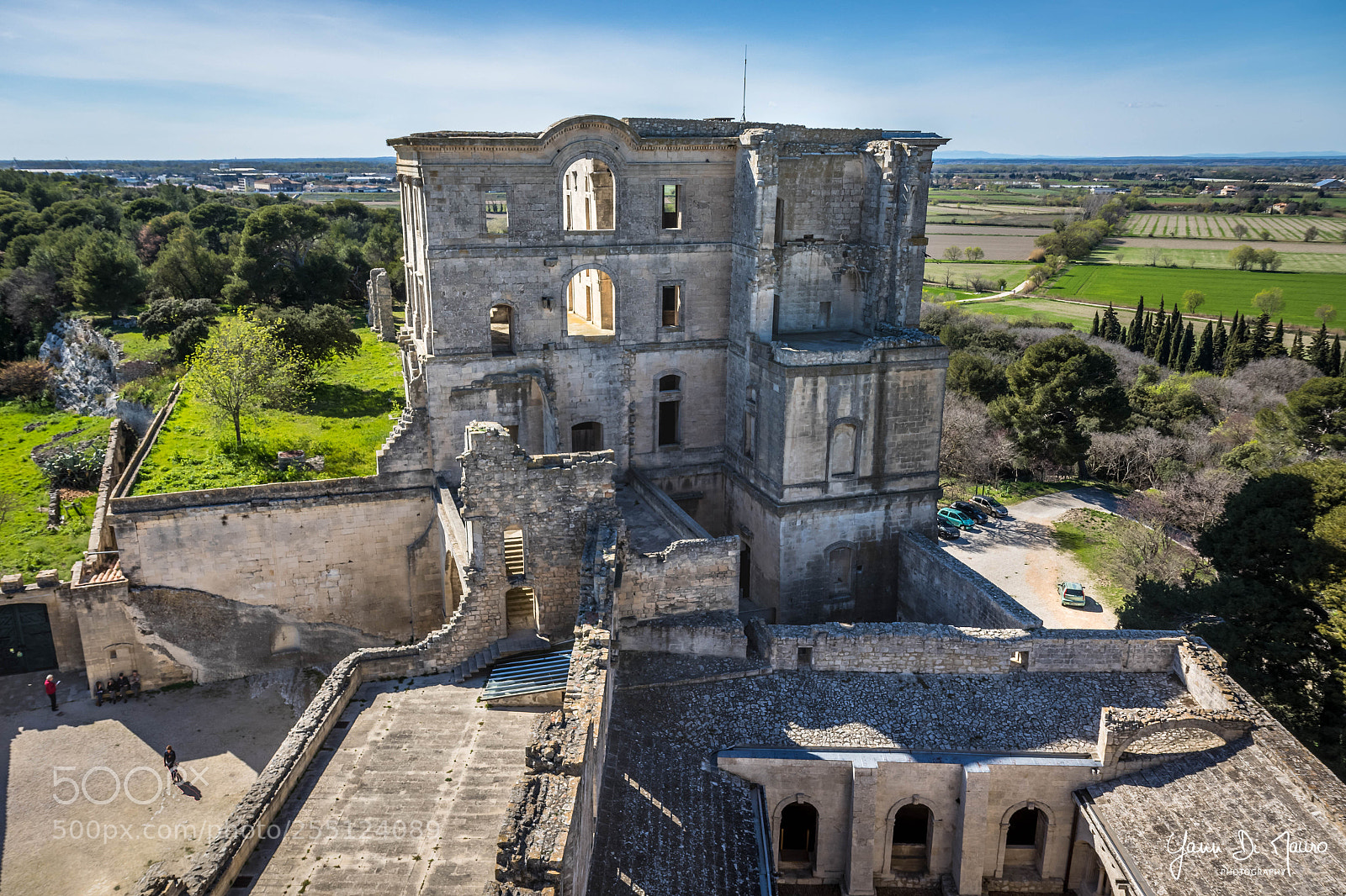 Canon EOS 7D Mark II sample photo. Abbaye de montmajour photography