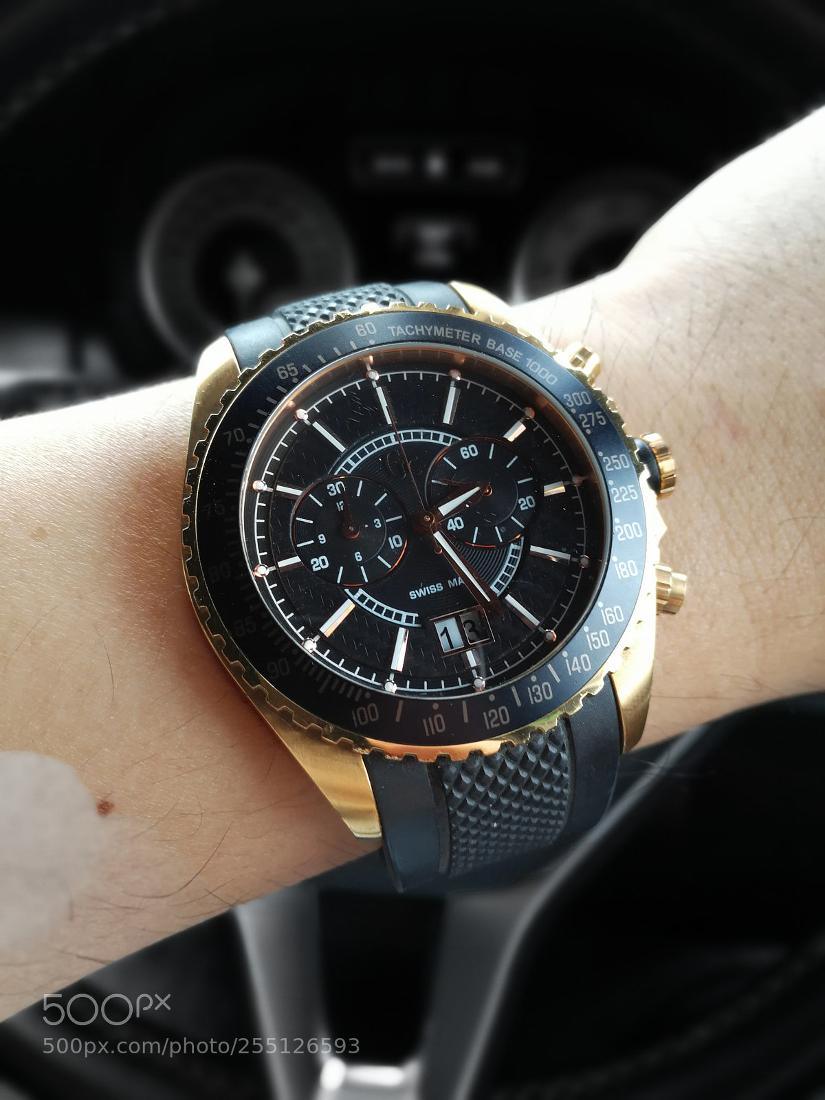 HUAWEI Mate 9 sample photo. Here's to another watch photography