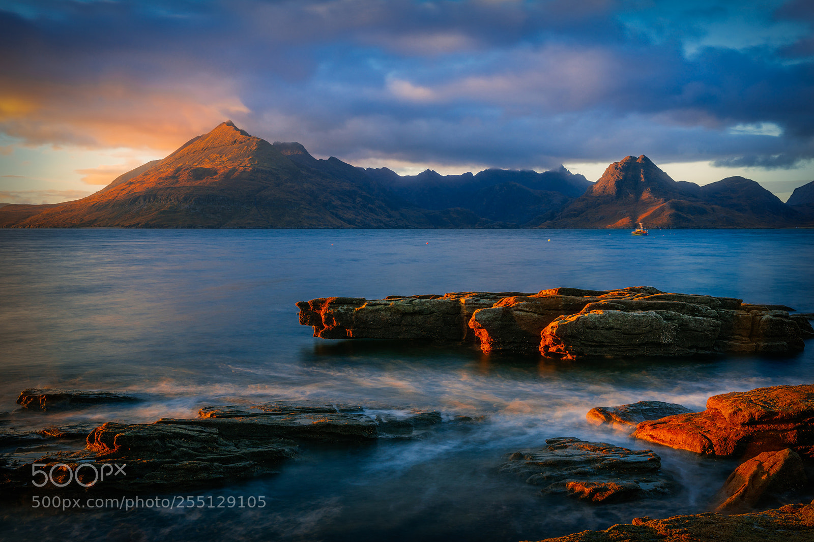 Canon EOS 5D Mark IV sample photo. Elgol photography