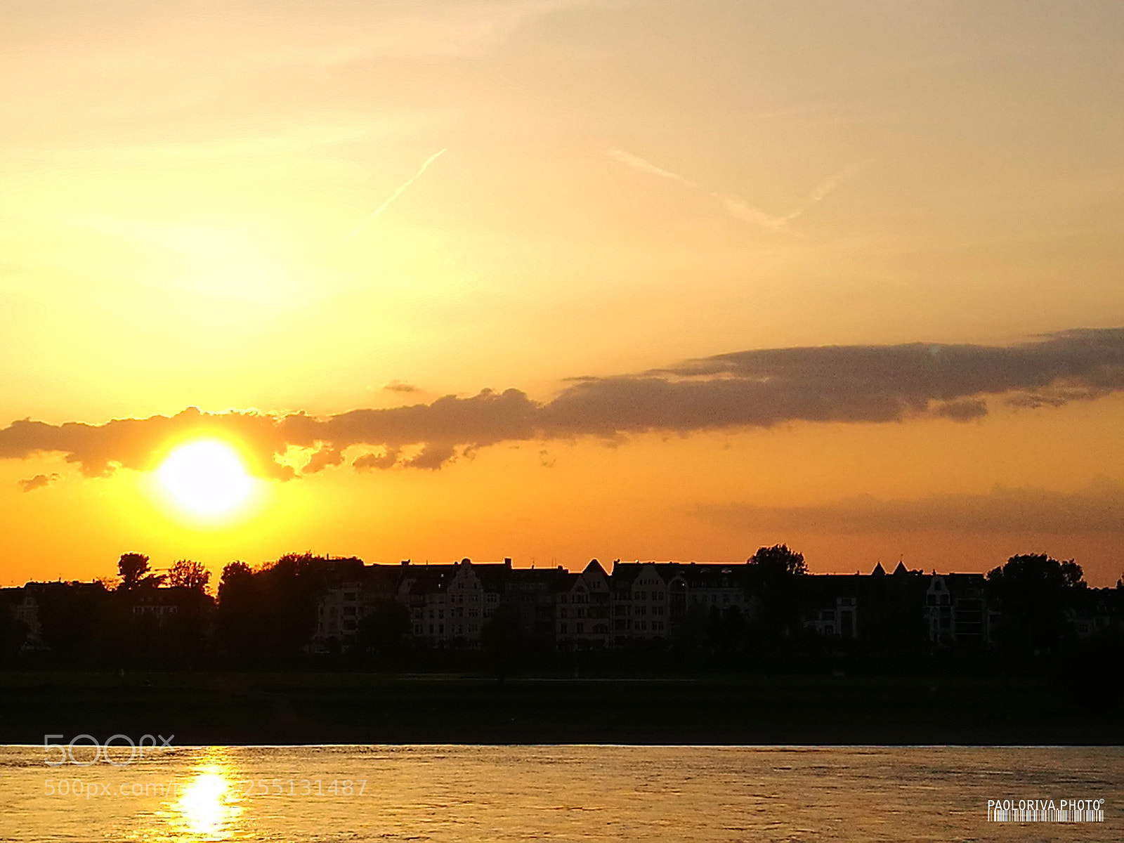 HUAWEI P9 sample photo. Sunset in dusseldorf photography
